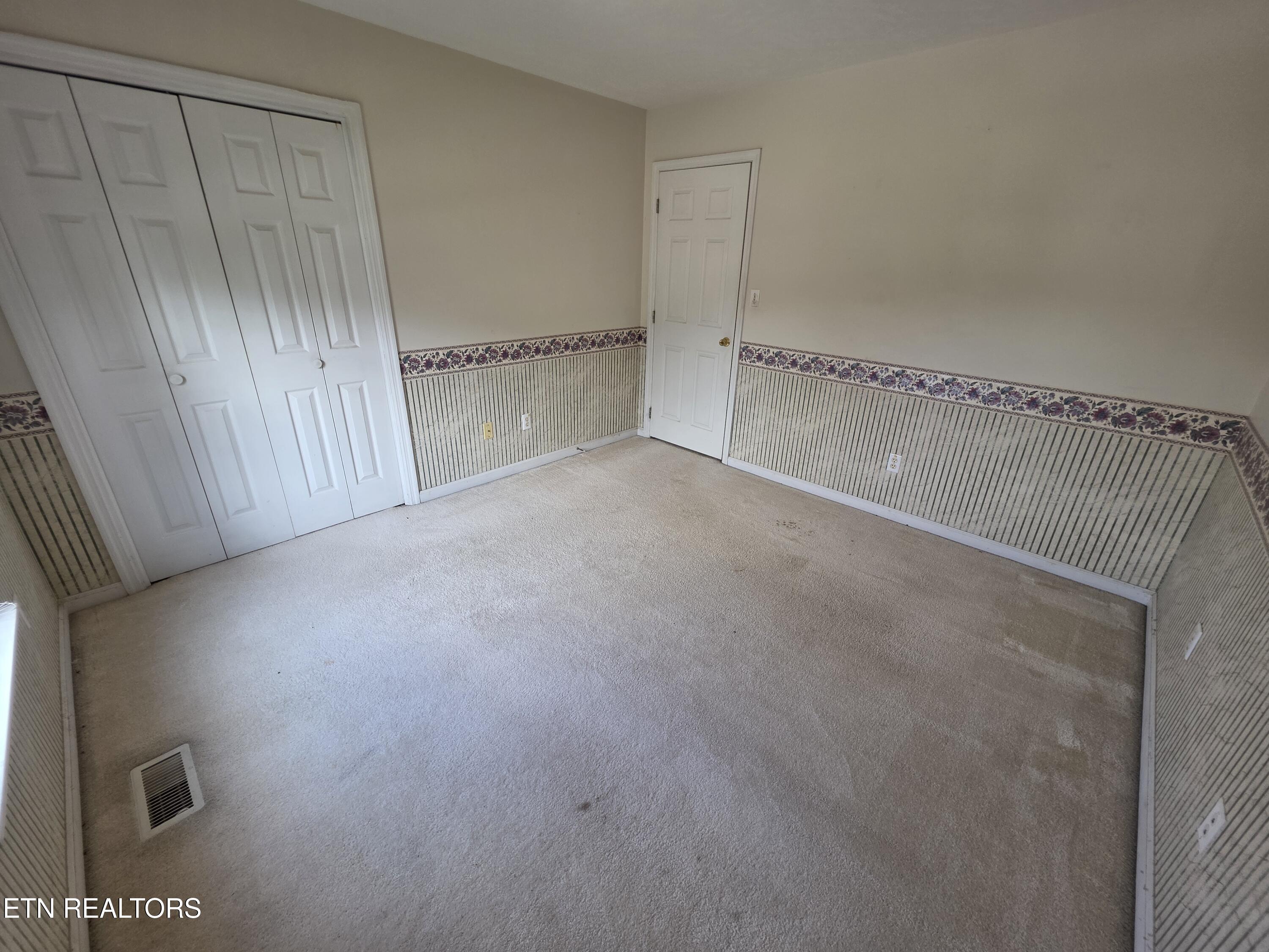 8912 Heathercrest Drive Powell TN 37849