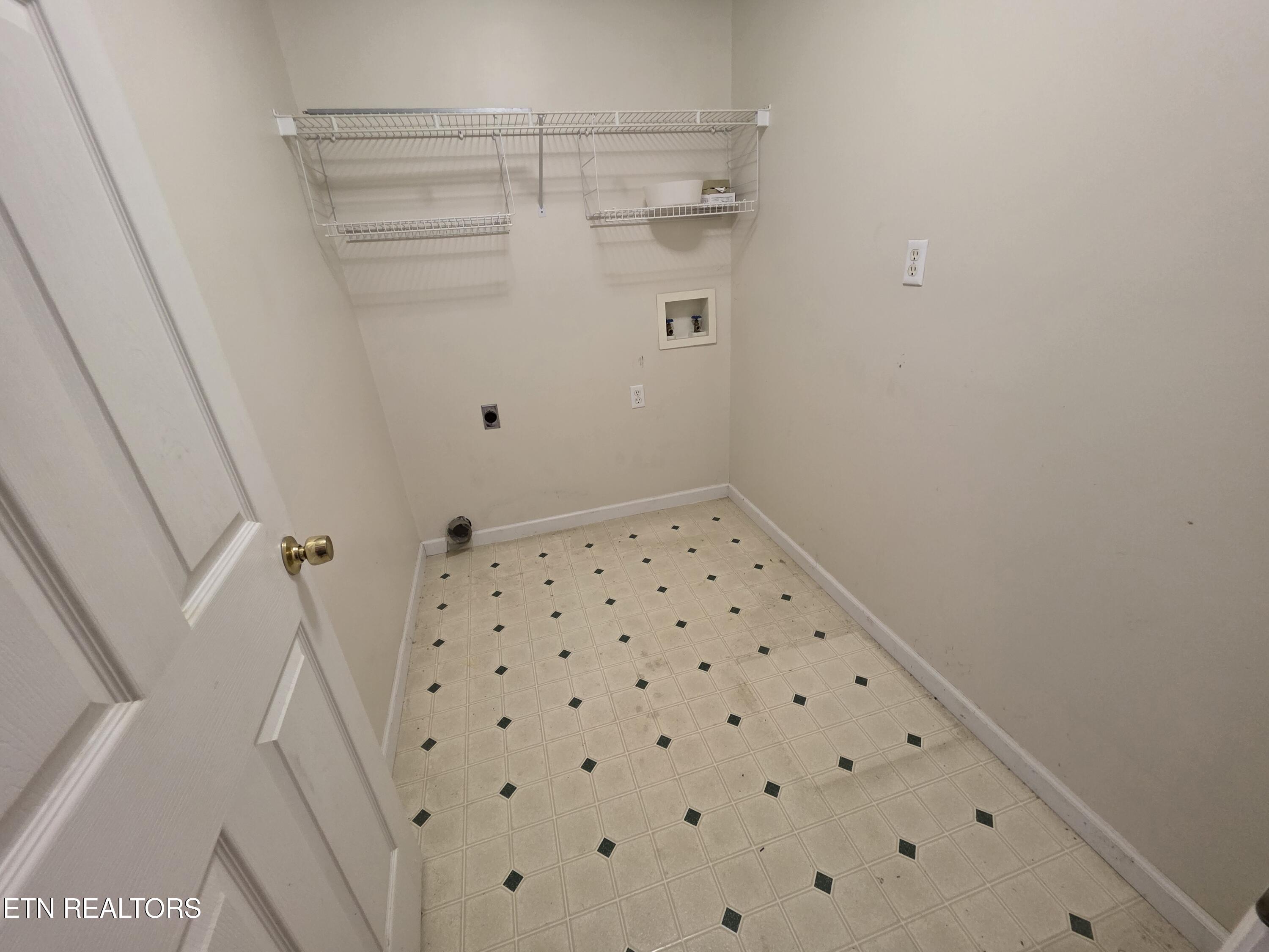 8912 Heathercrest Drive Powell TN 37849
