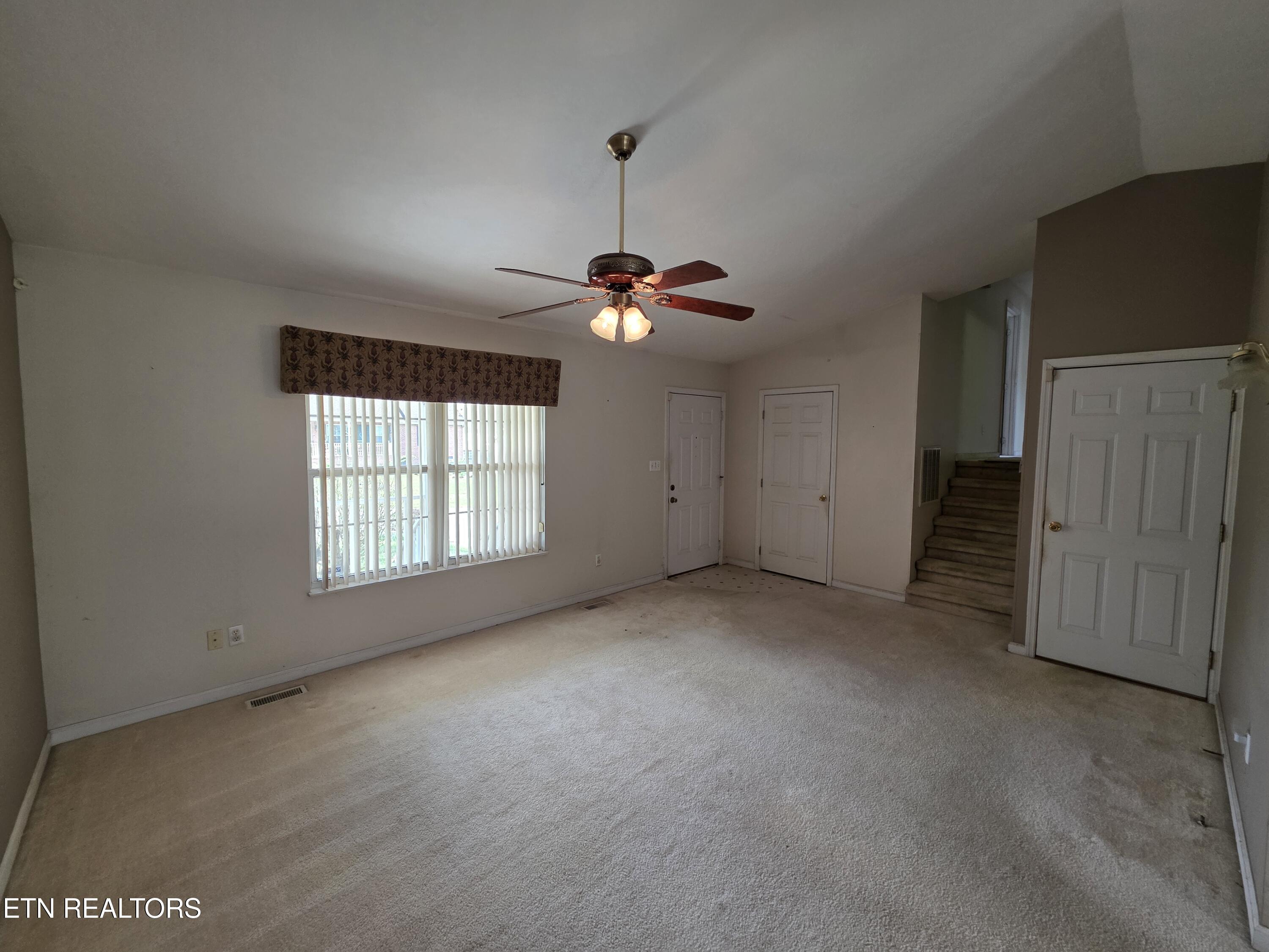 8912 Heathercrest Drive Powell TN 37849