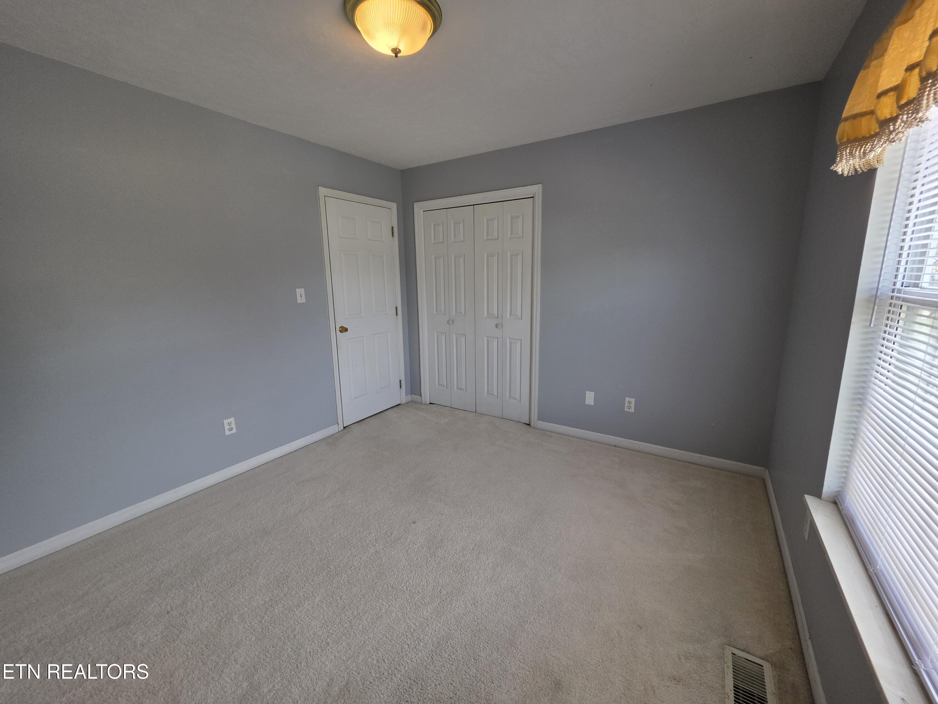 8912 Heathercrest Drive Powell TN 37849