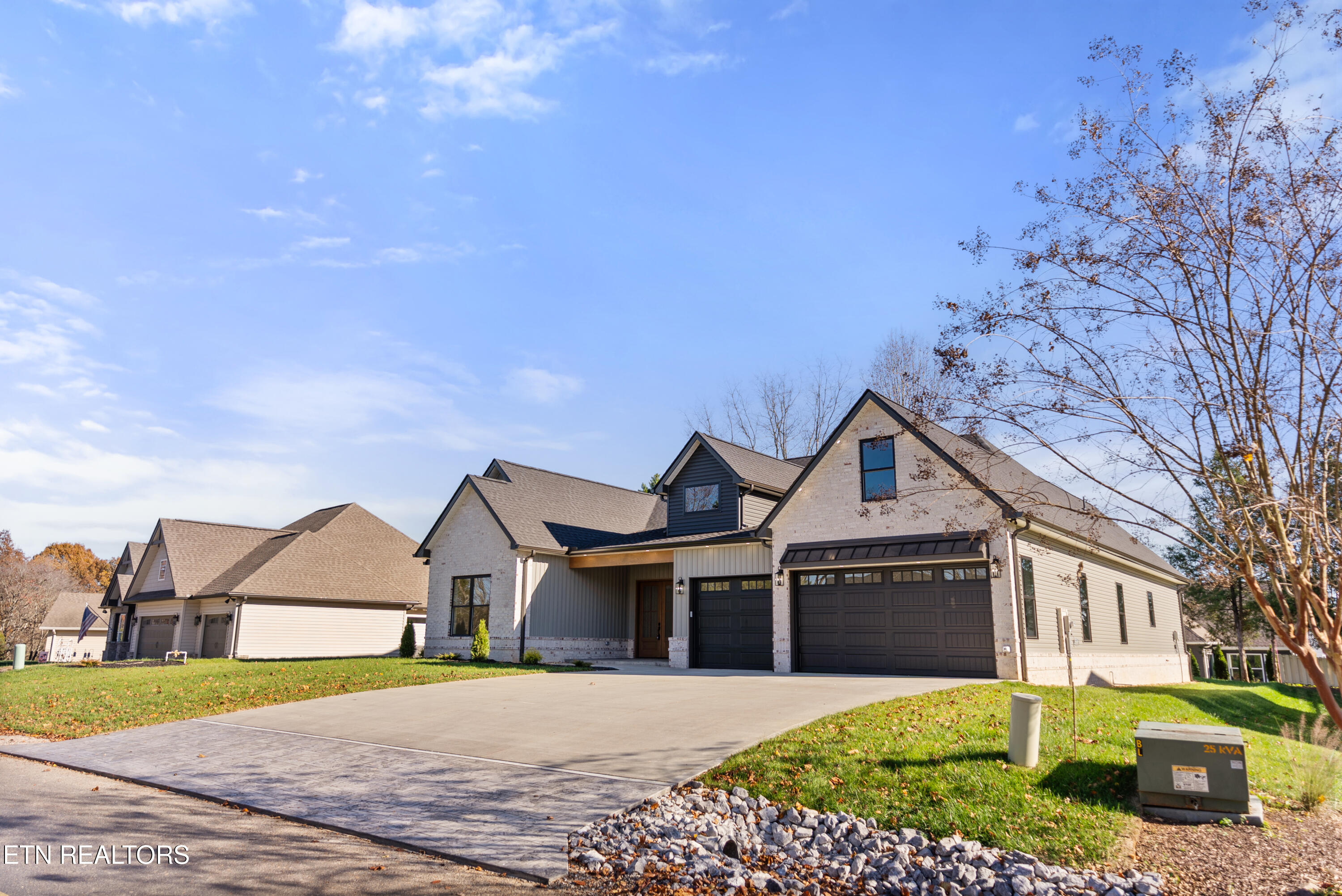 180 Amohi Way Loudon TN 37774