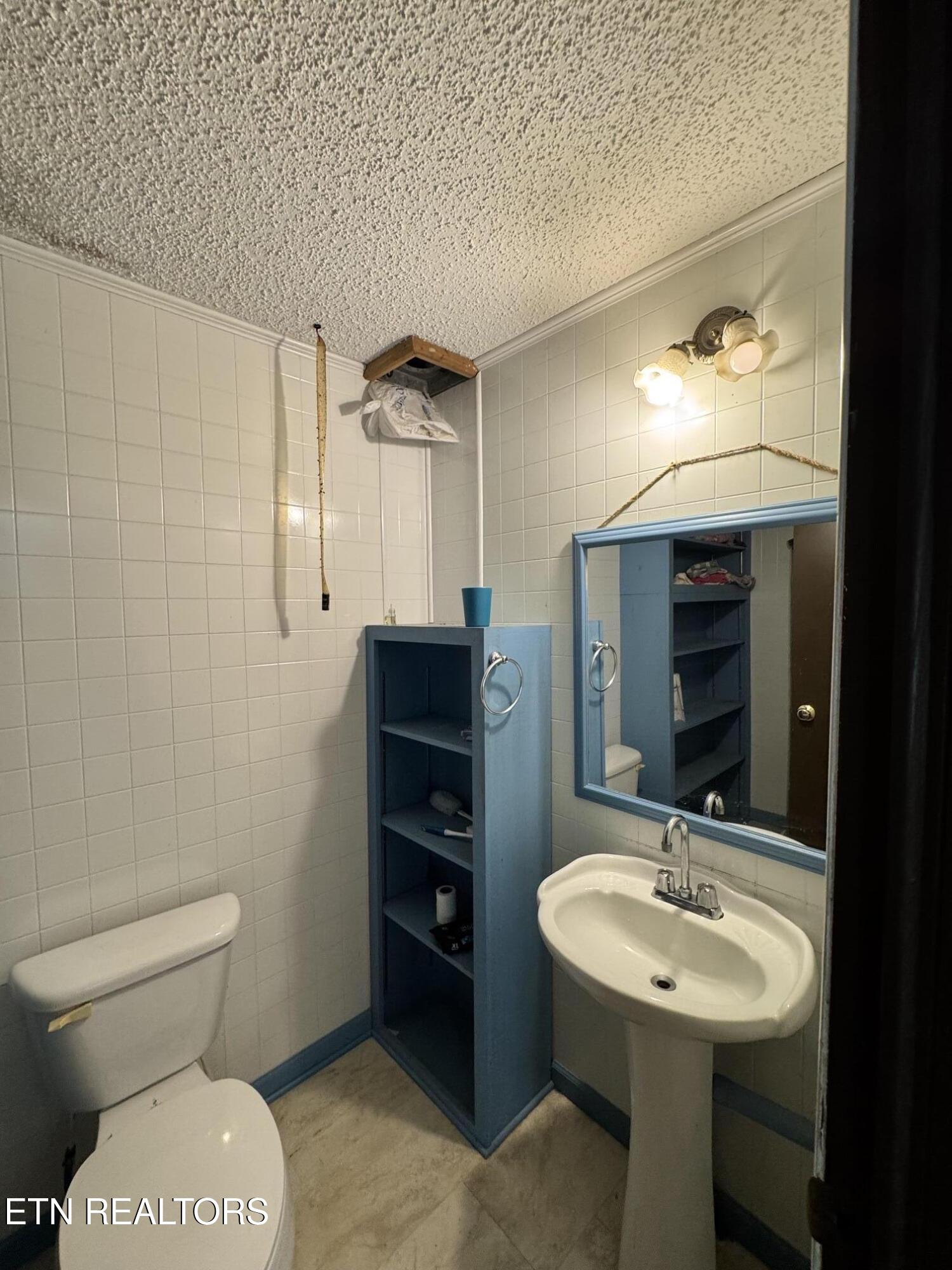 204 Honey Creek Loop Road Allardt TN 38504