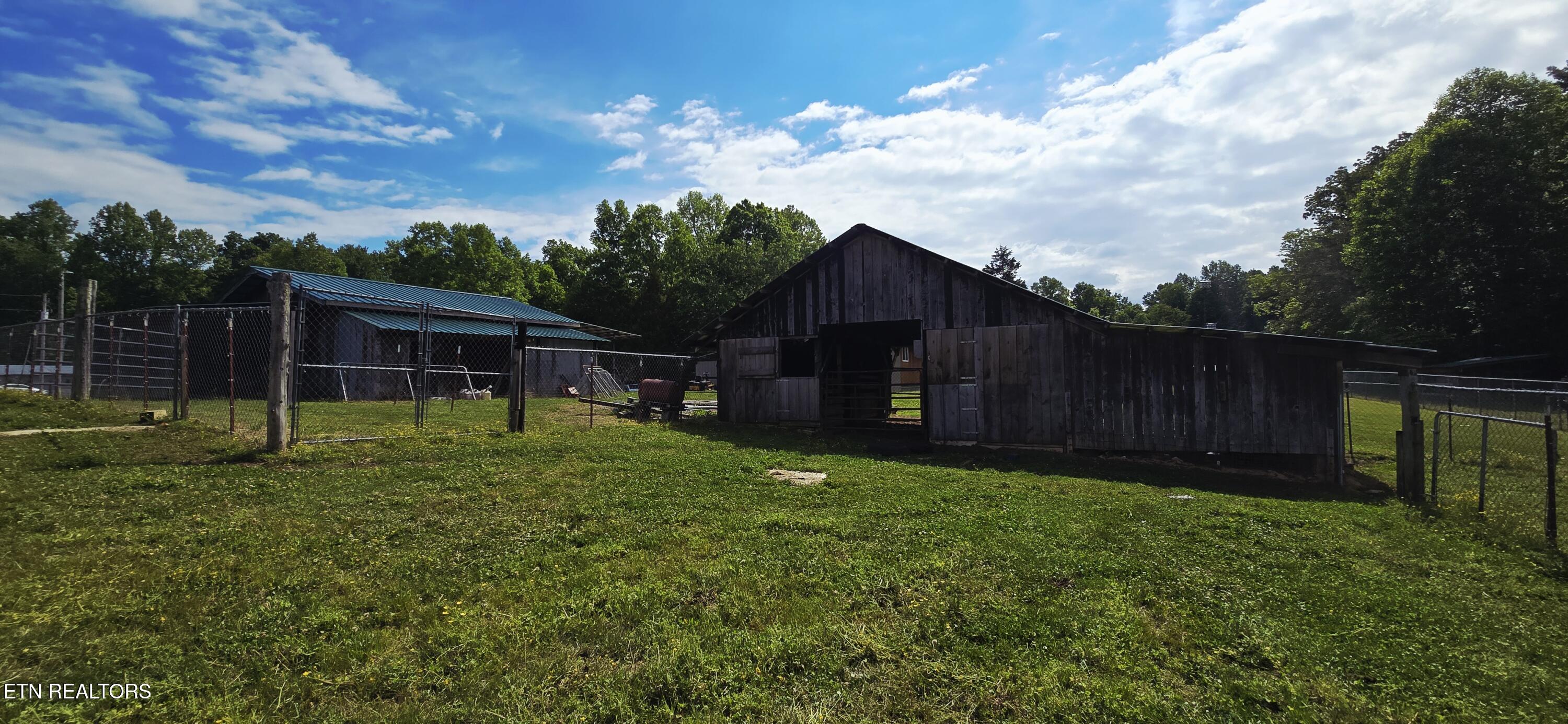 204 Honey Creek Loop Road Allardt TN 38504