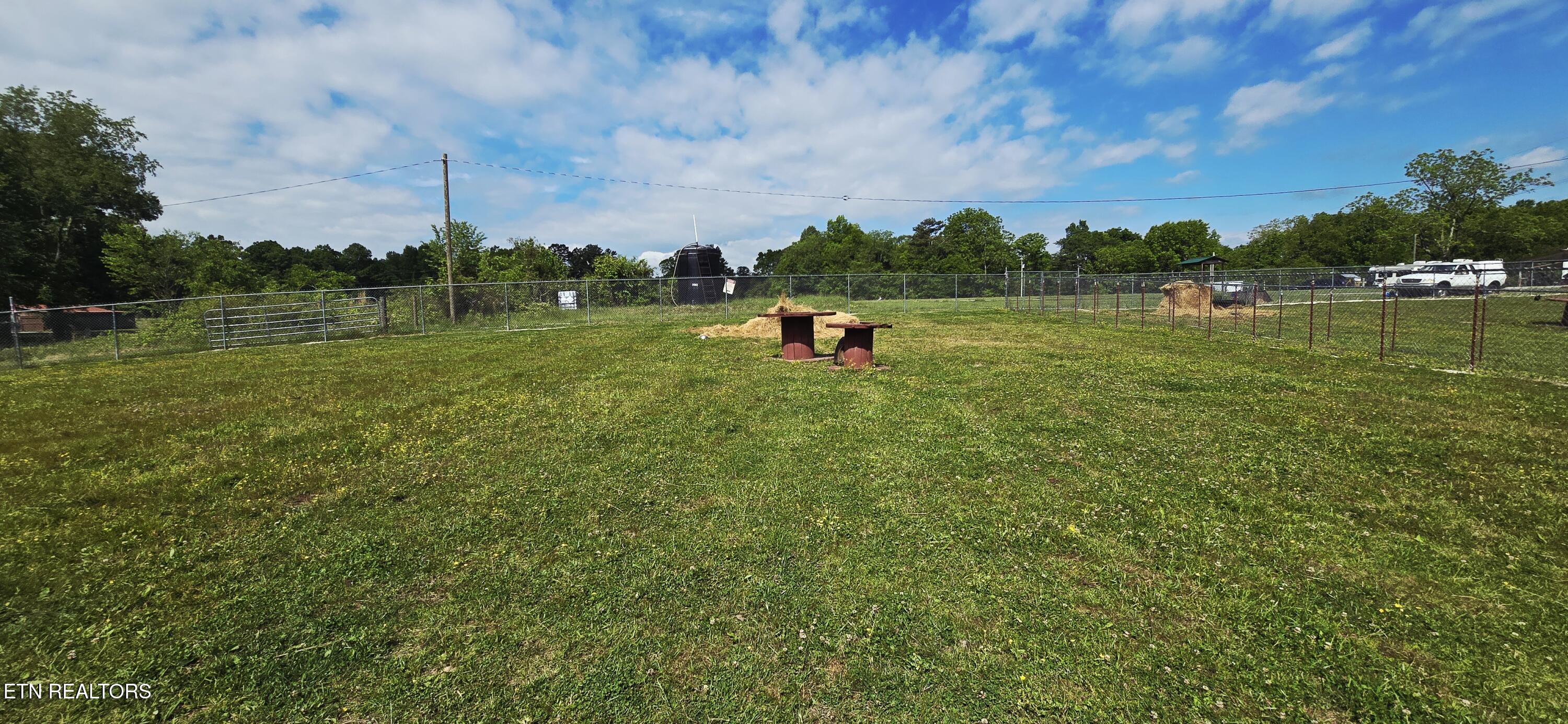 204 Honey Creek Loop Road Allardt TN 38504