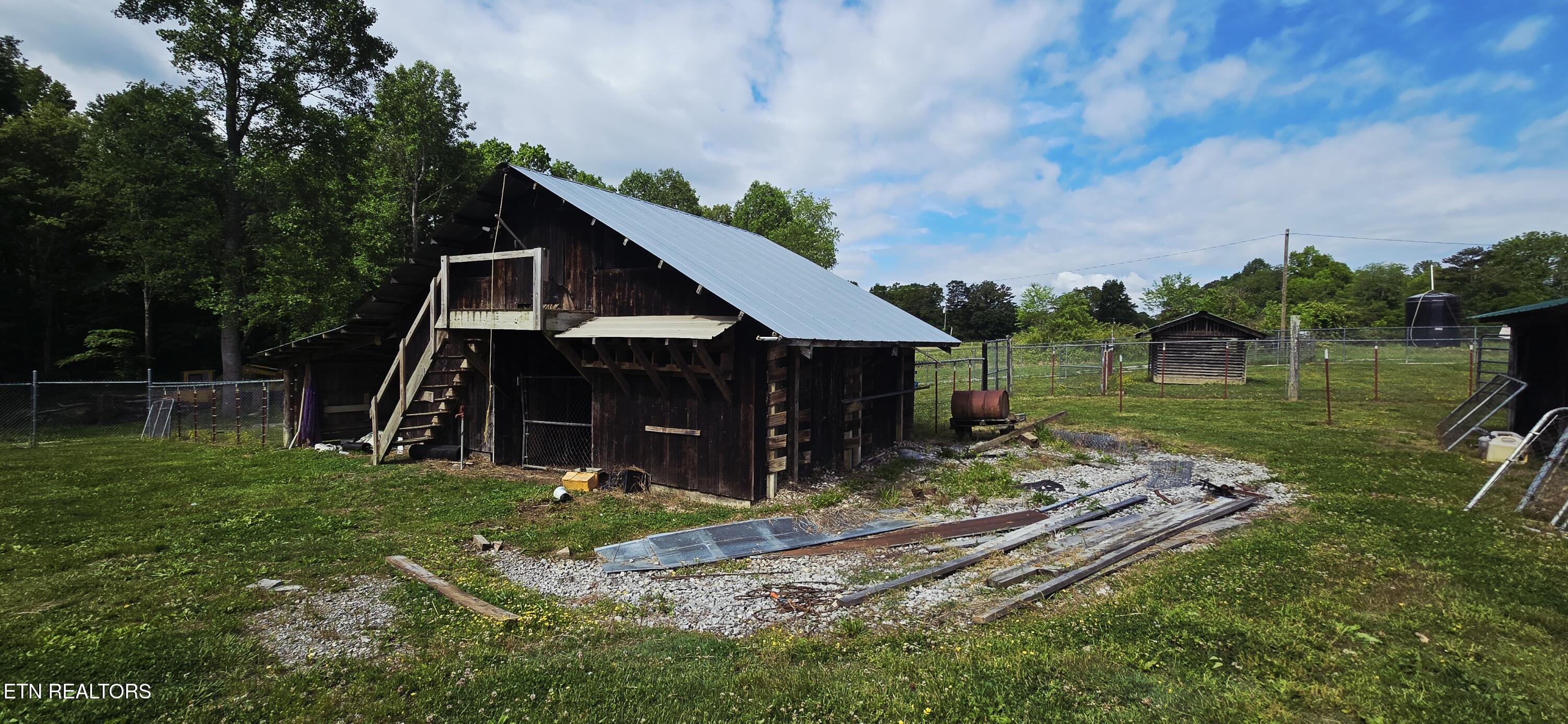 204 Honey Creek Loop Road Allardt TN 38504