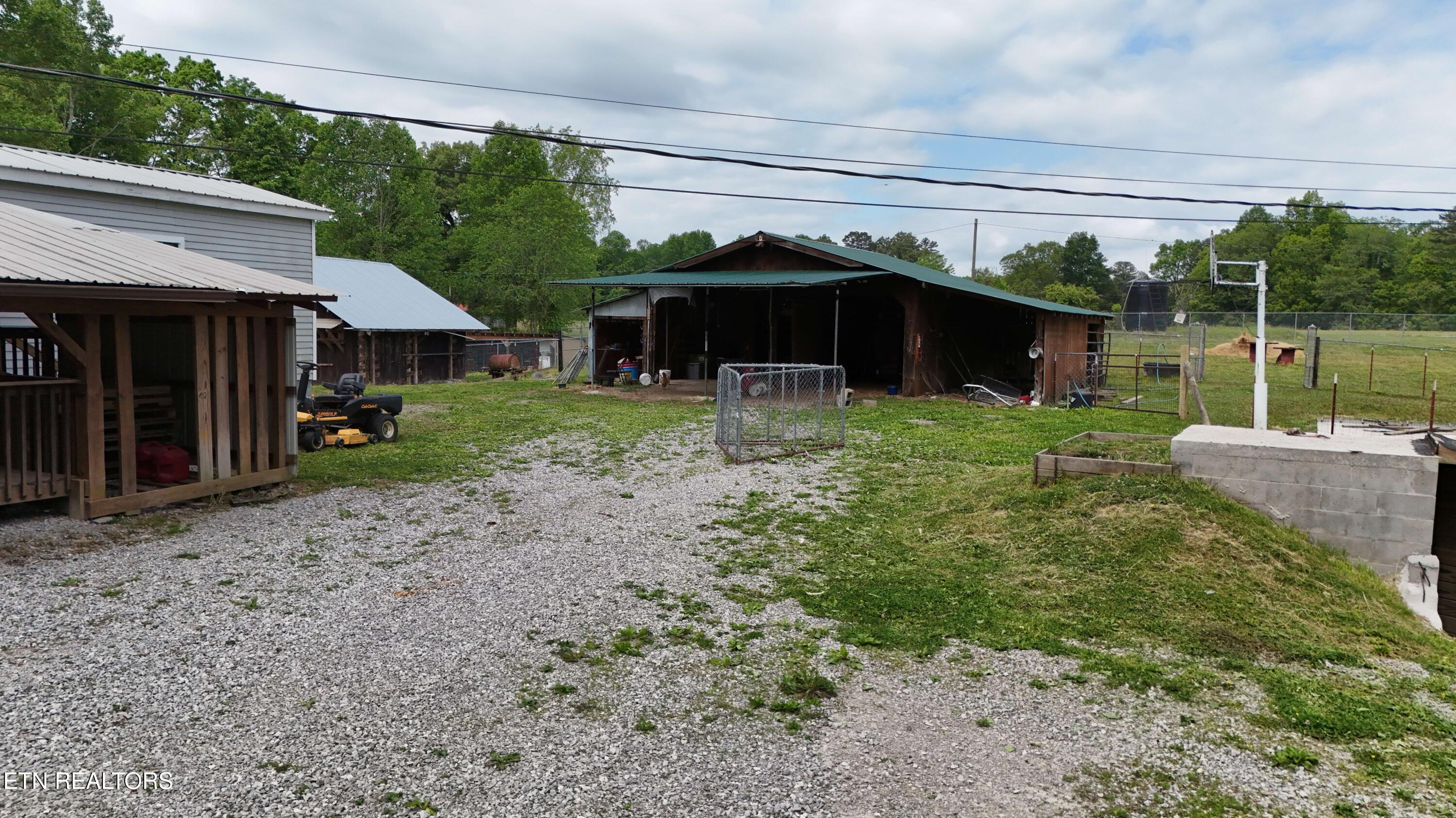 204 Honey Creek Loop Road Allardt TN 38504