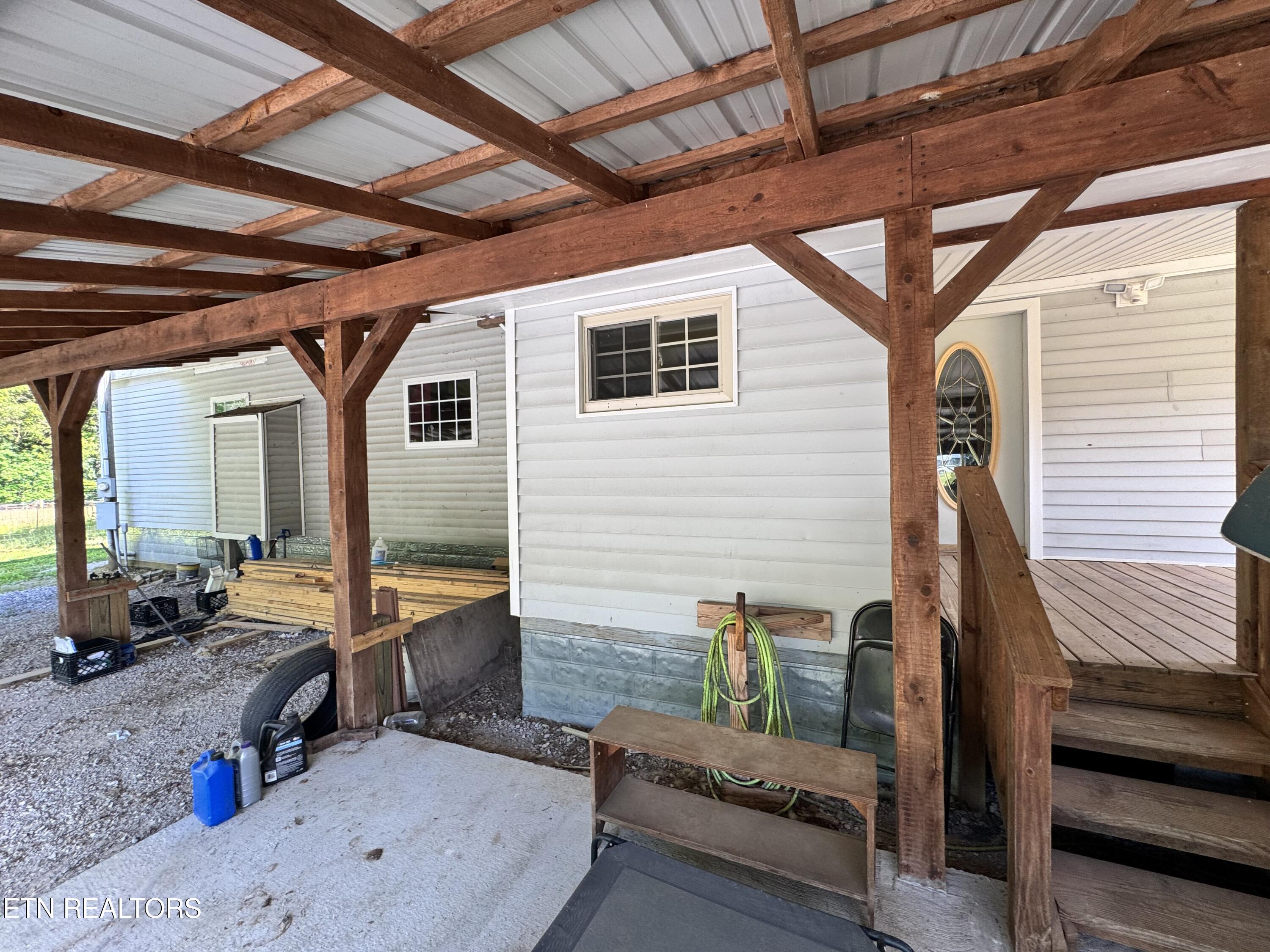 204 Honey Creek Loop Road Allardt TN 38504