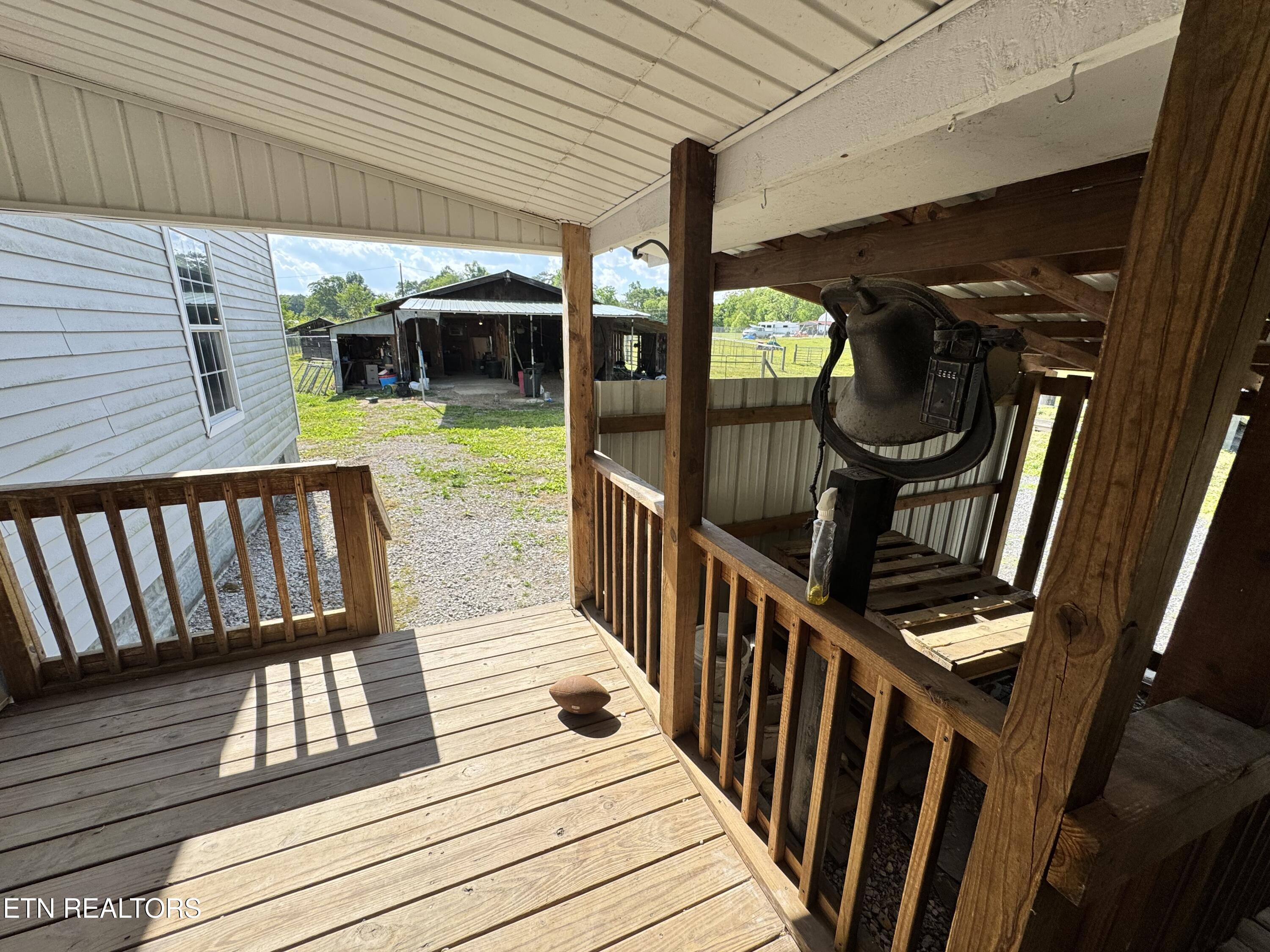 204 Honey Creek Loop Road Allardt TN 38504
