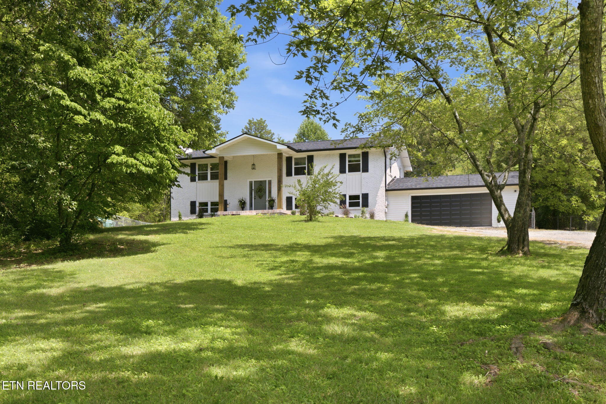 7812 Tazewell Pike Corryton TN 37721