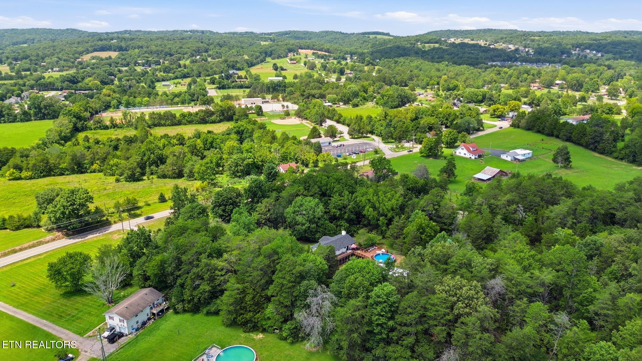 7812 Tazewell Pike Corryton TN 37721
