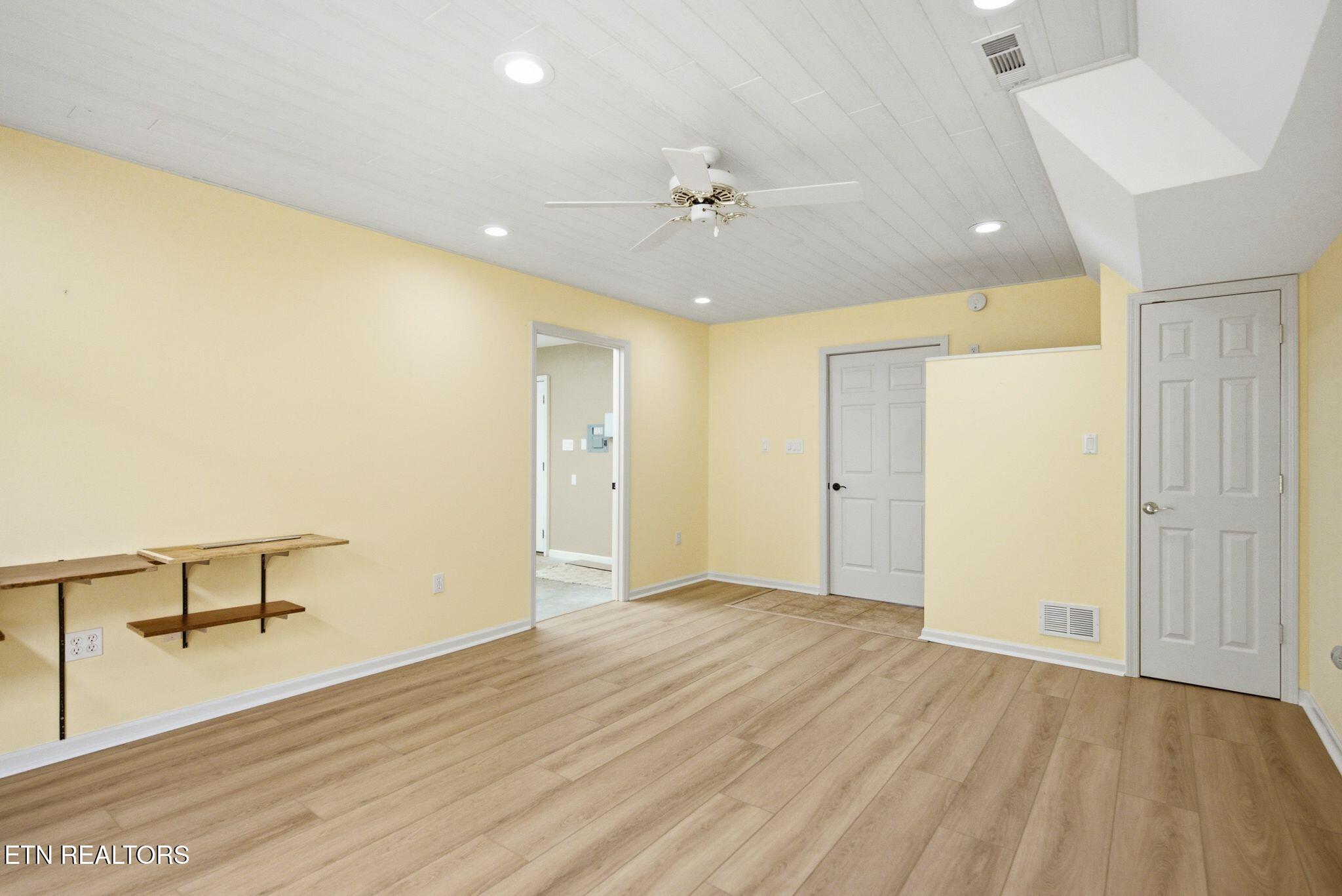 212 Kiyuga Lane Loudon TN 37774