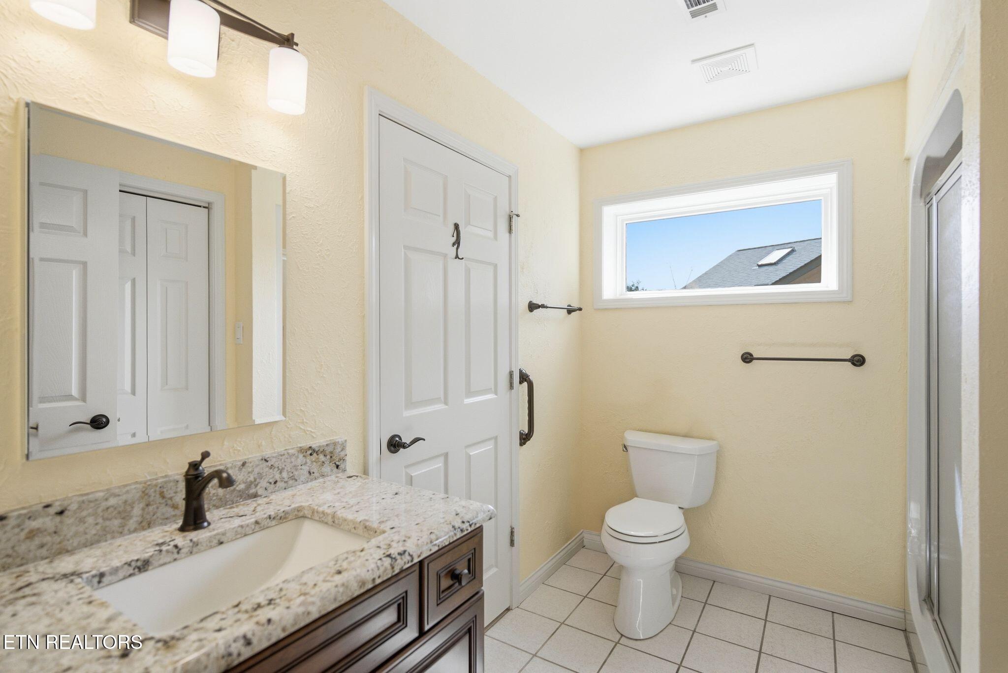 212 Kiyuga Lane Loudon TN 37774