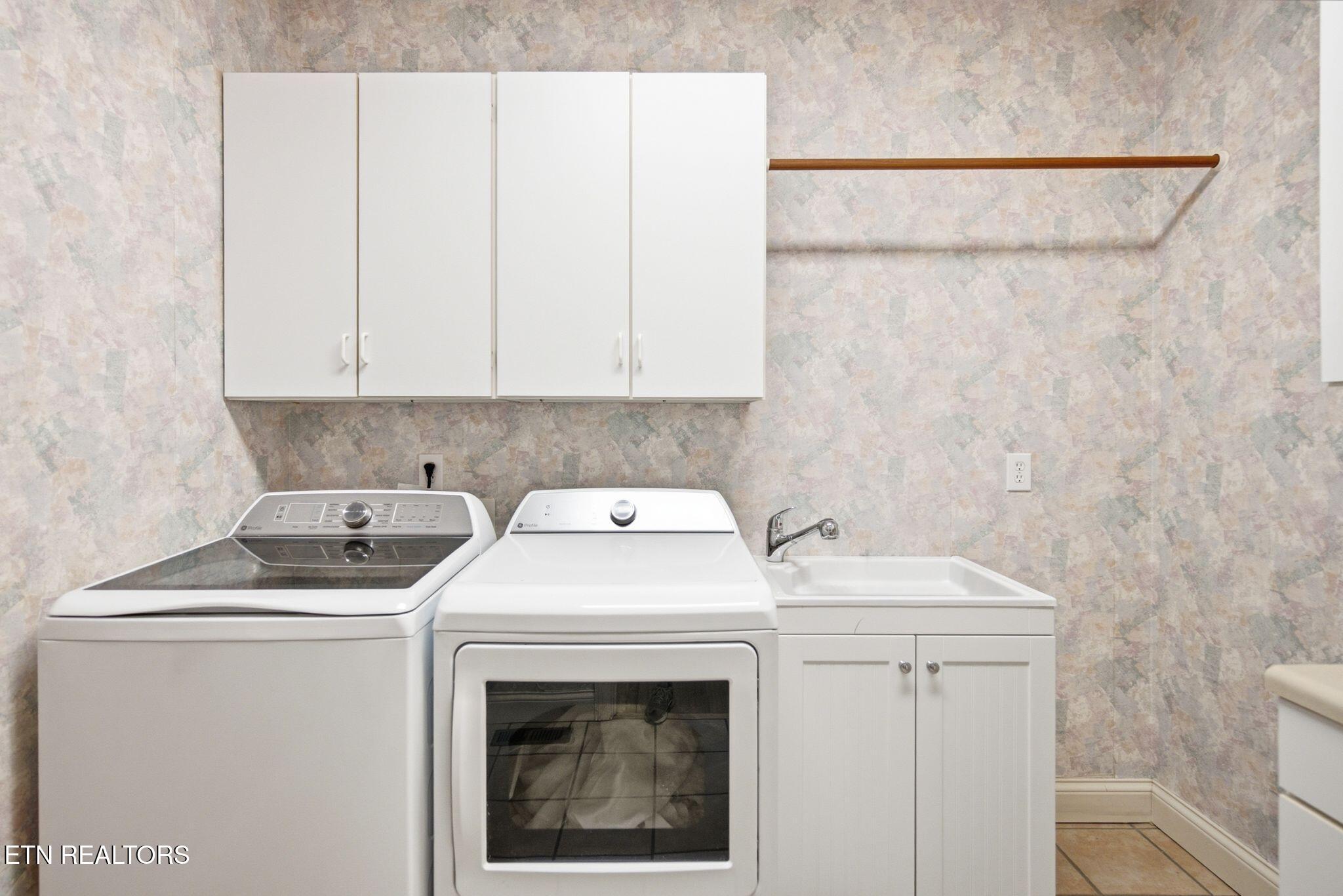 212 Kiyuga Lane Loudon TN 37774