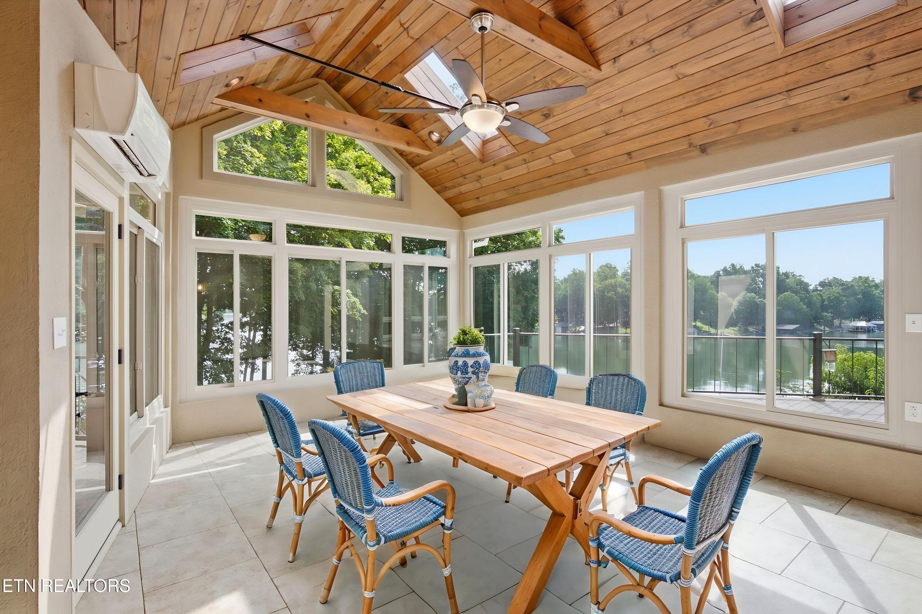 212 Kiyuga Lane Loudon TN 37774