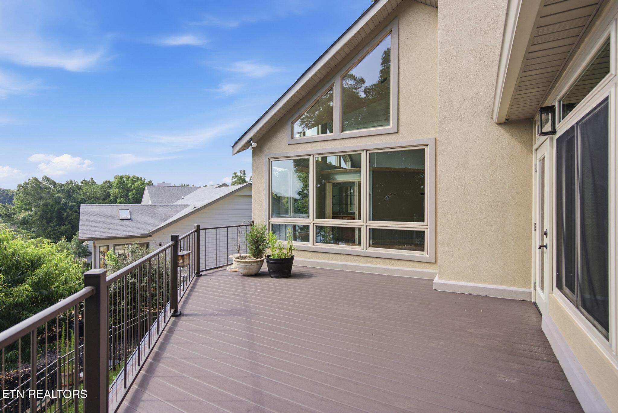 212 Kiyuga Lane Loudon TN 37774