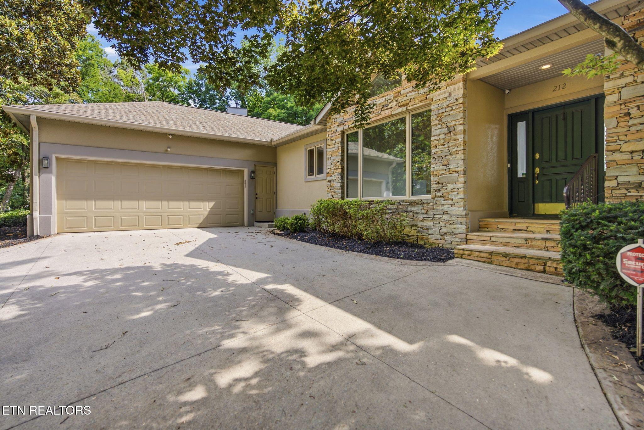 212 Kiyuga Lane Loudon TN 37774