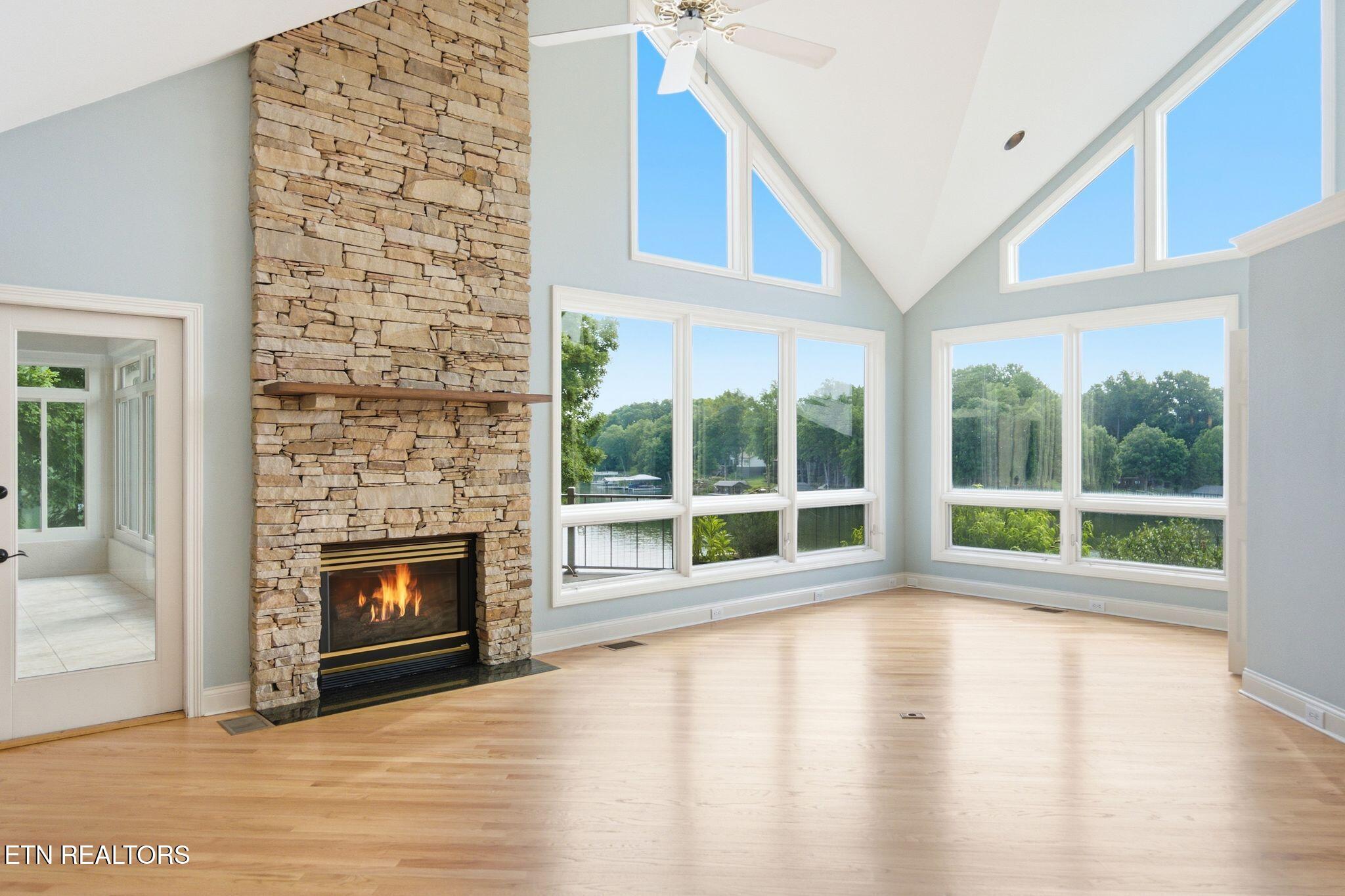 212 Kiyuga Lane Loudon TN 37774