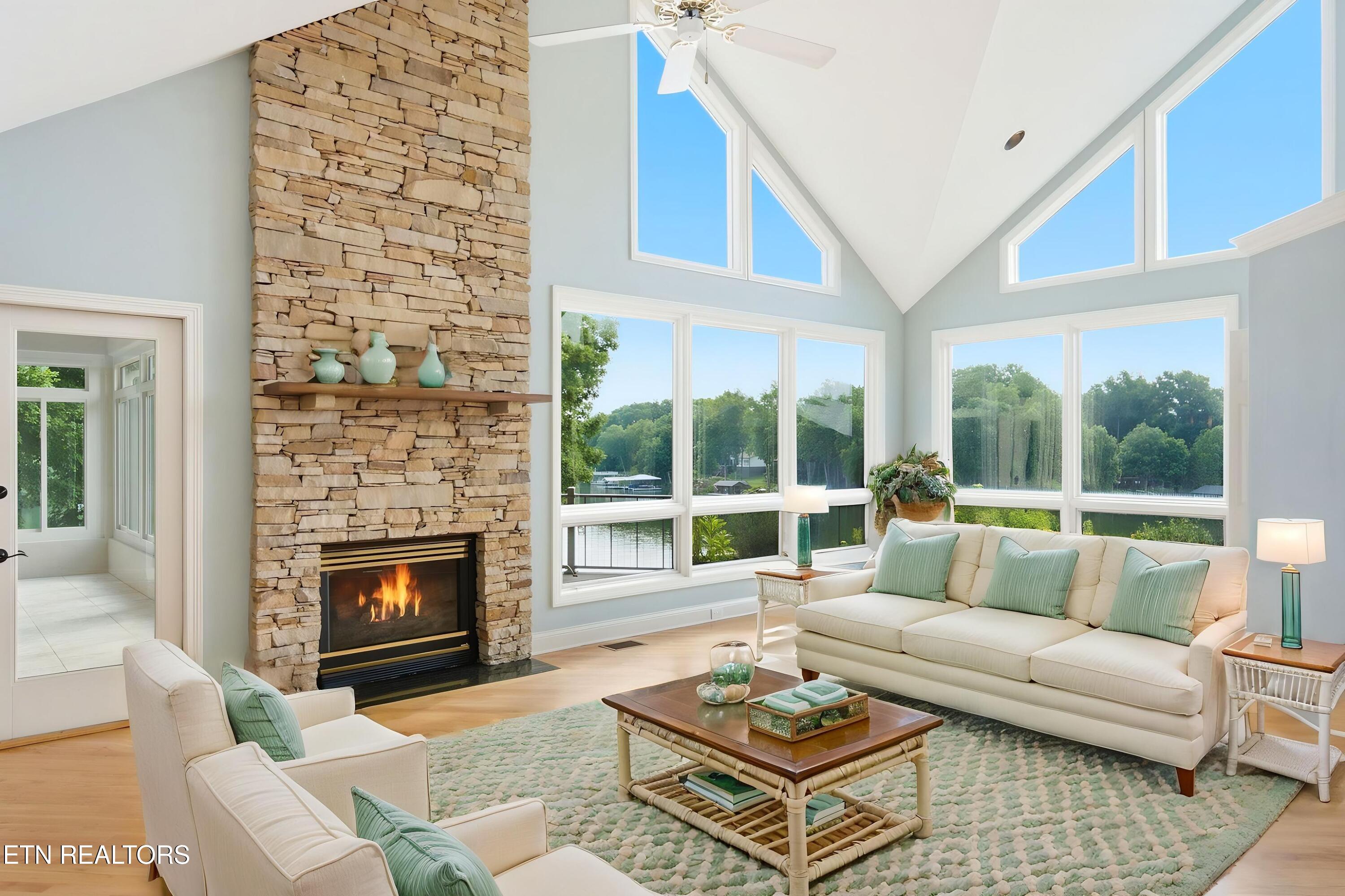 212 Kiyuga Lane Loudon TN 37774