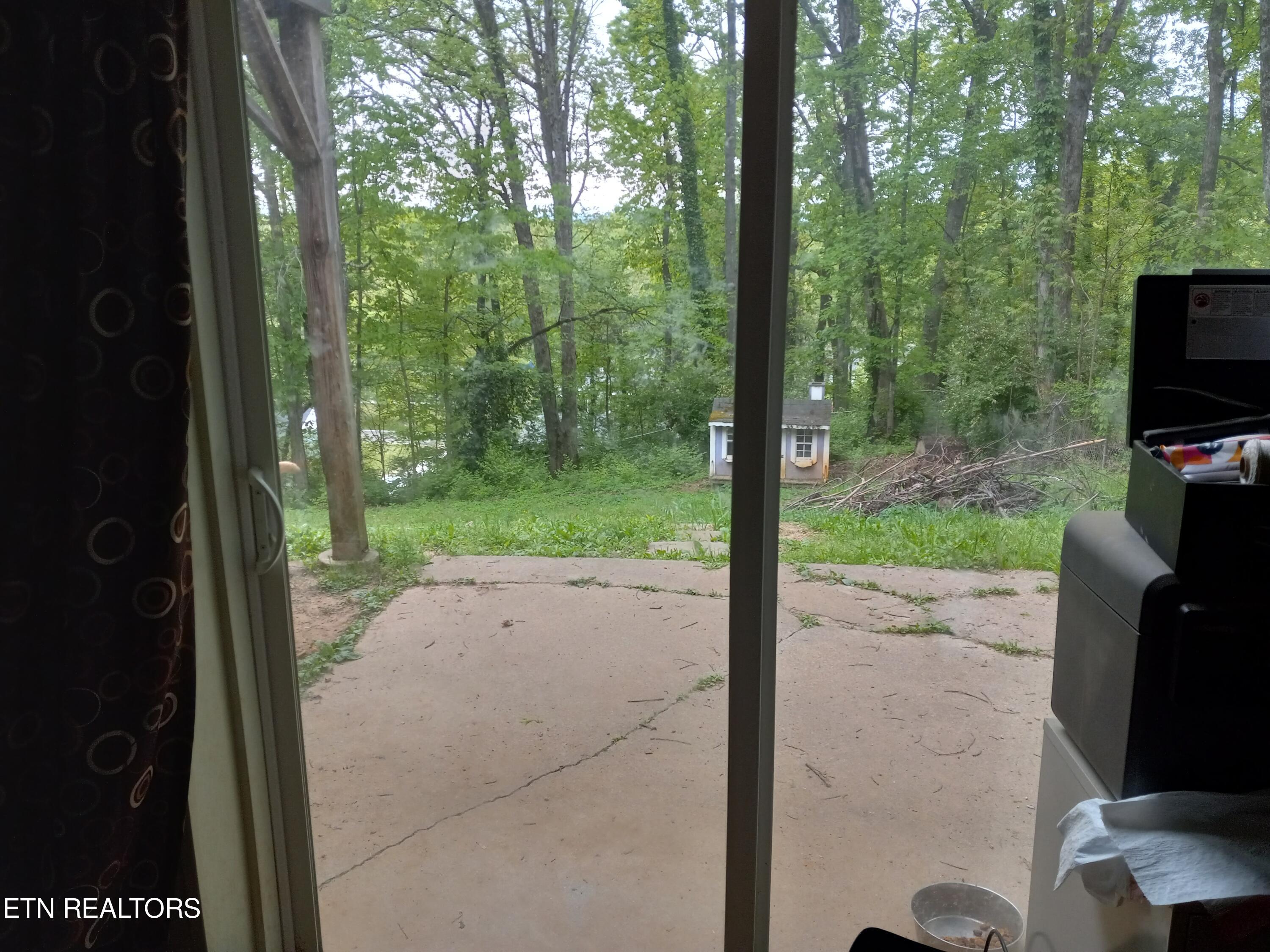 4604 NE Mockingbird Drive Knoxville TN 37918