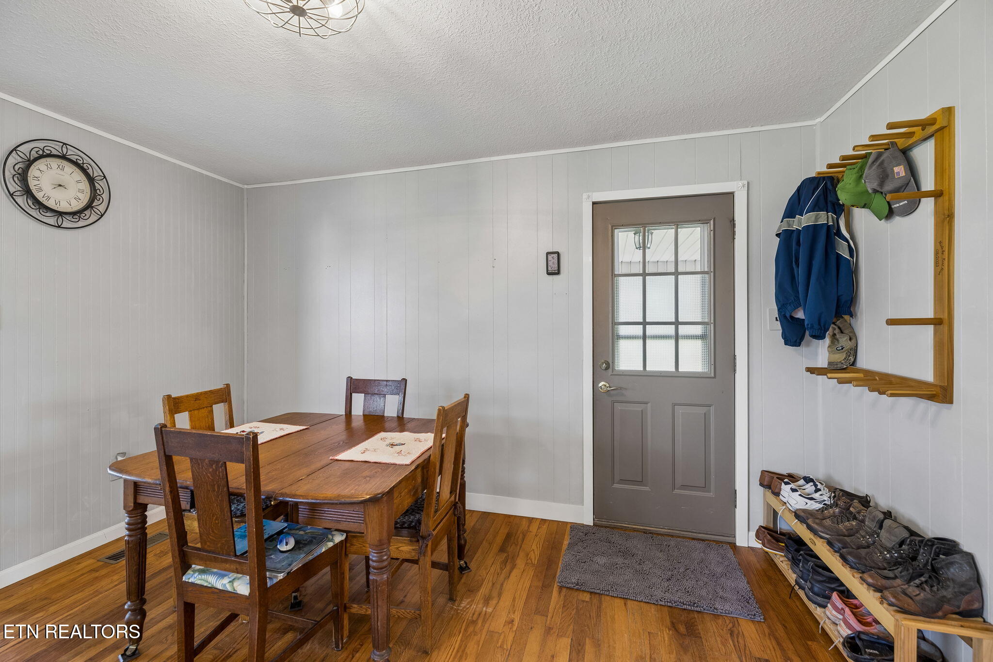 704 Pea Ridge Road Sunbright TN 37872
