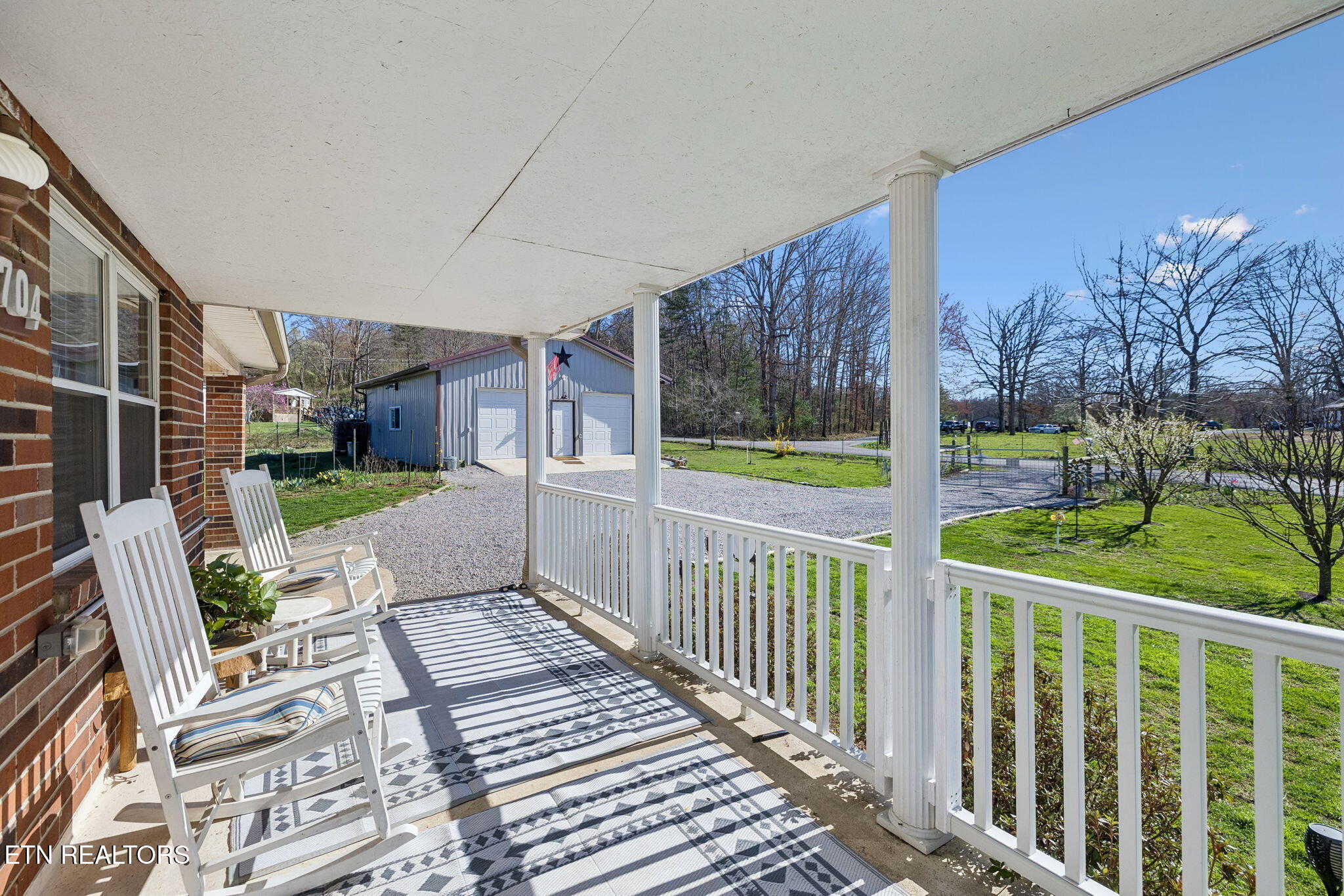 704 Pea Ridge Road Sunbright TN 37872