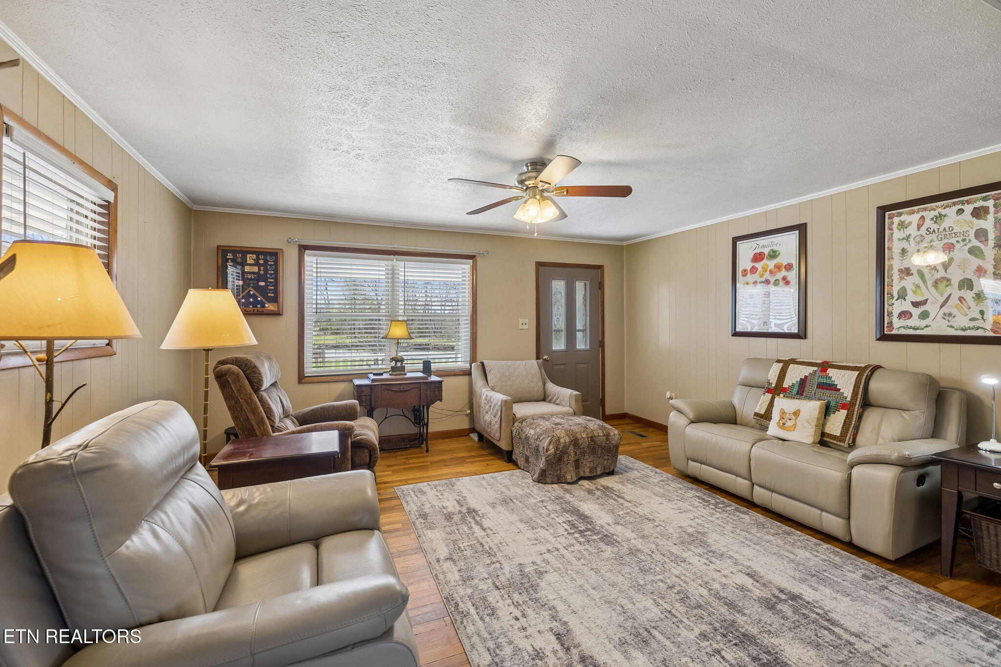 704 Pea Ridge Road Sunbright TN 37872