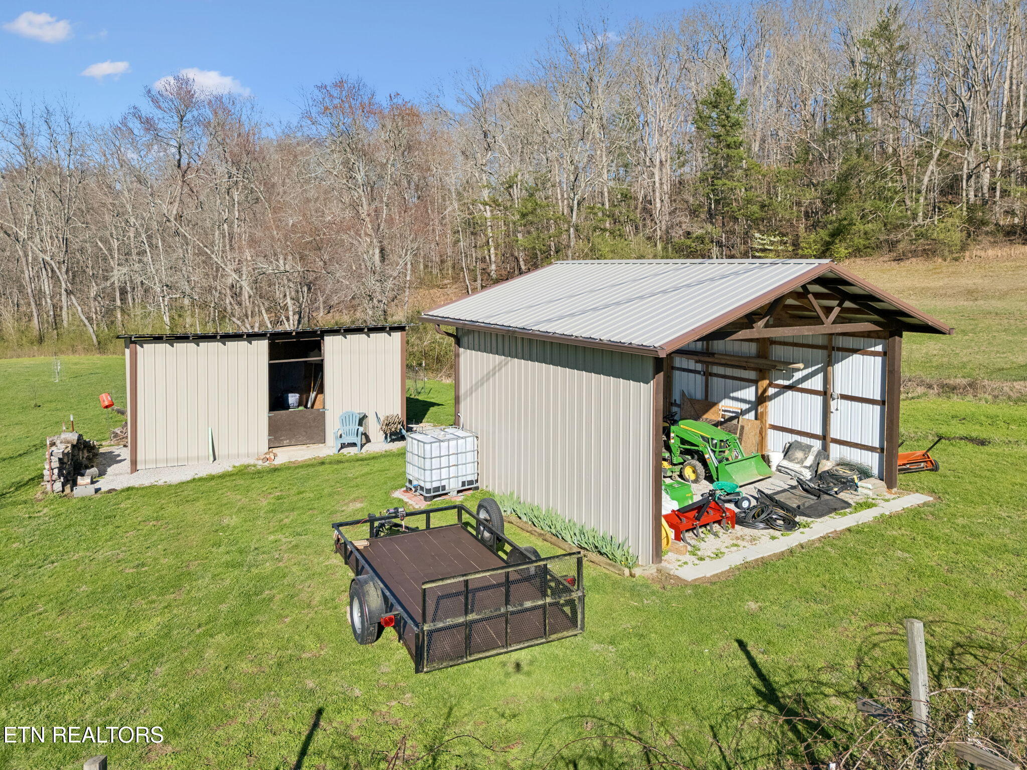 704 Pea Ridge Road Sunbright TN 37872
