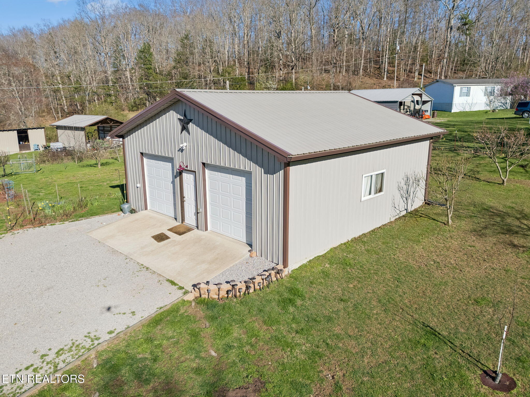 704 Pea Ridge Road Sunbright TN 37872