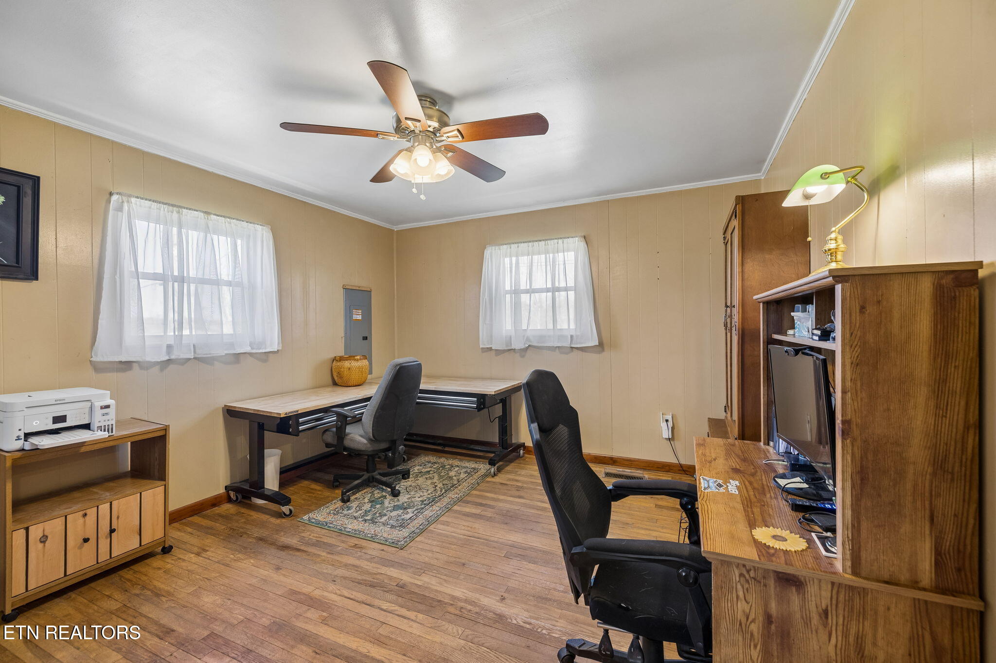 704 Pea Ridge Road Sunbright TN 37872