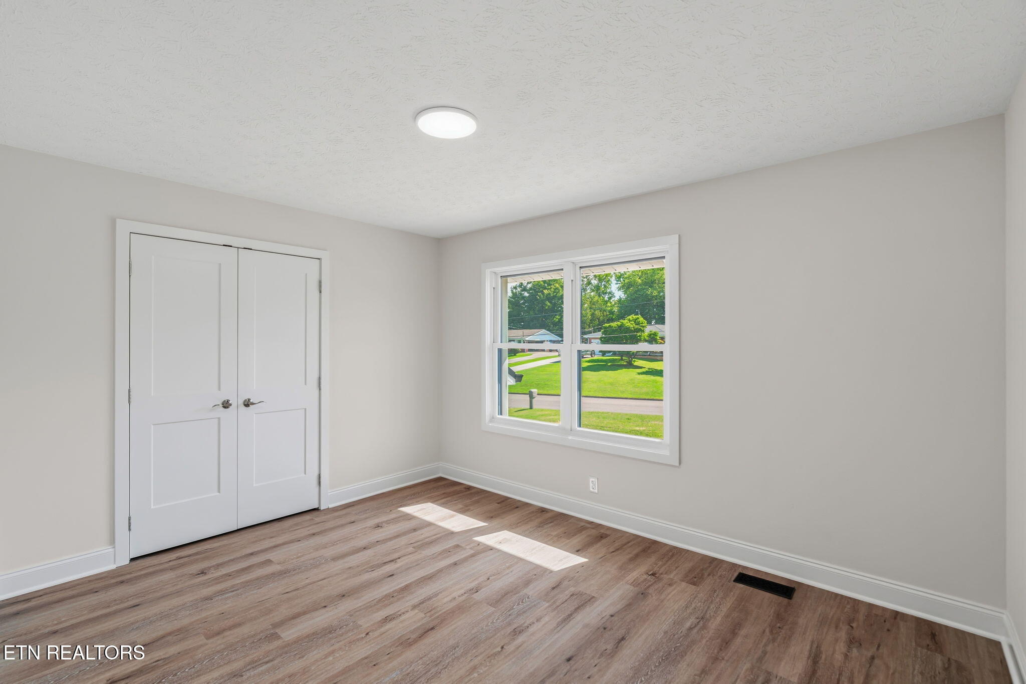 8236 Spruceland Road Powell TN 37849