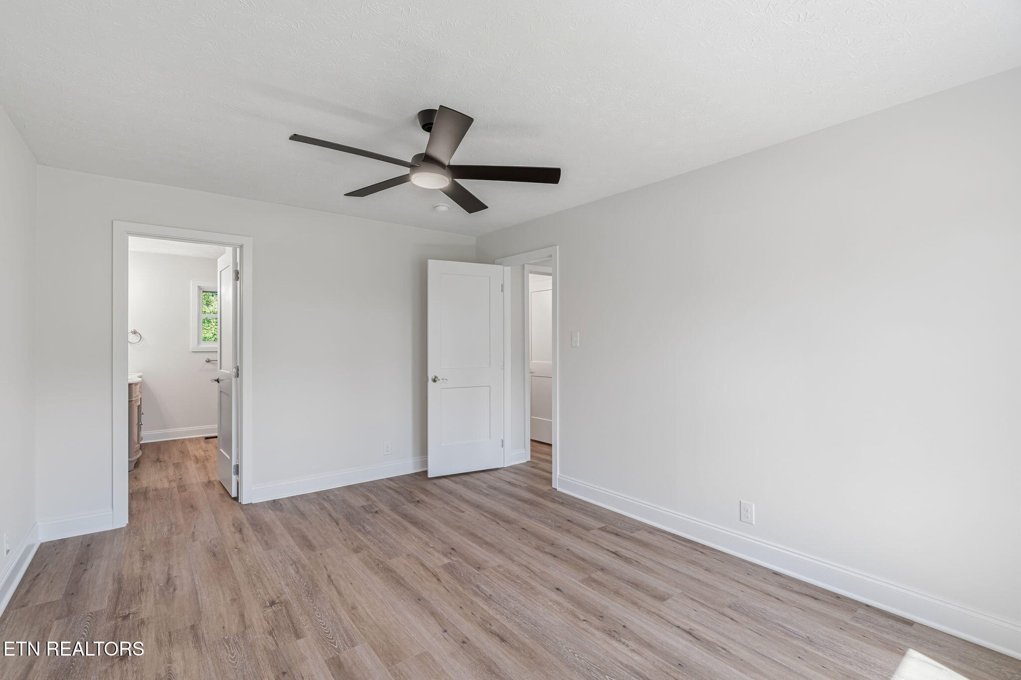 8236 Spruceland Road Powell TN 37849
