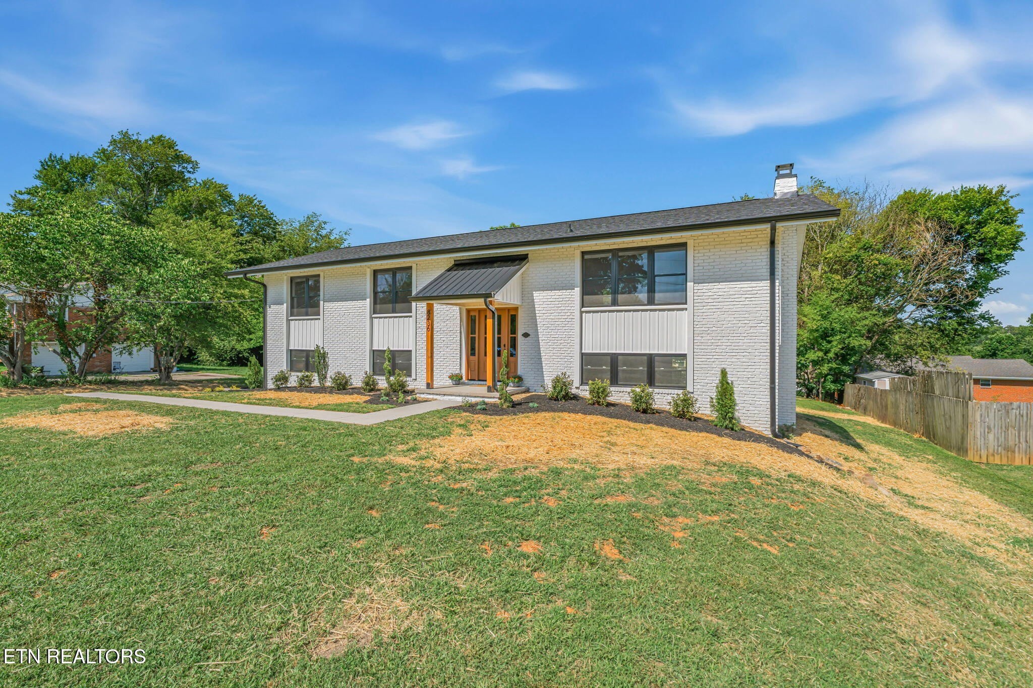 8236 Spruceland Road Powell TN 37849