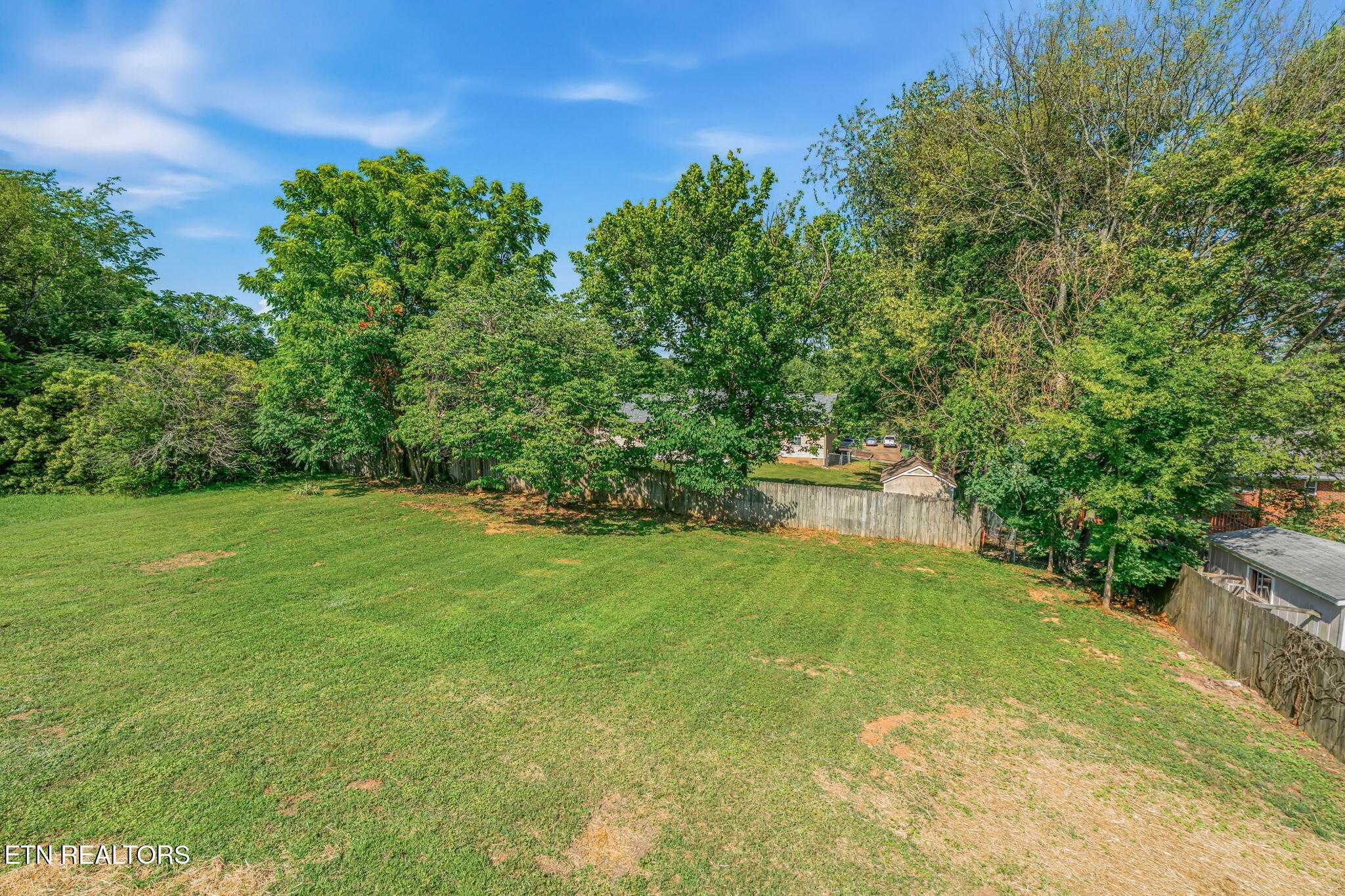 8236 Spruceland Road Powell TN 37849
