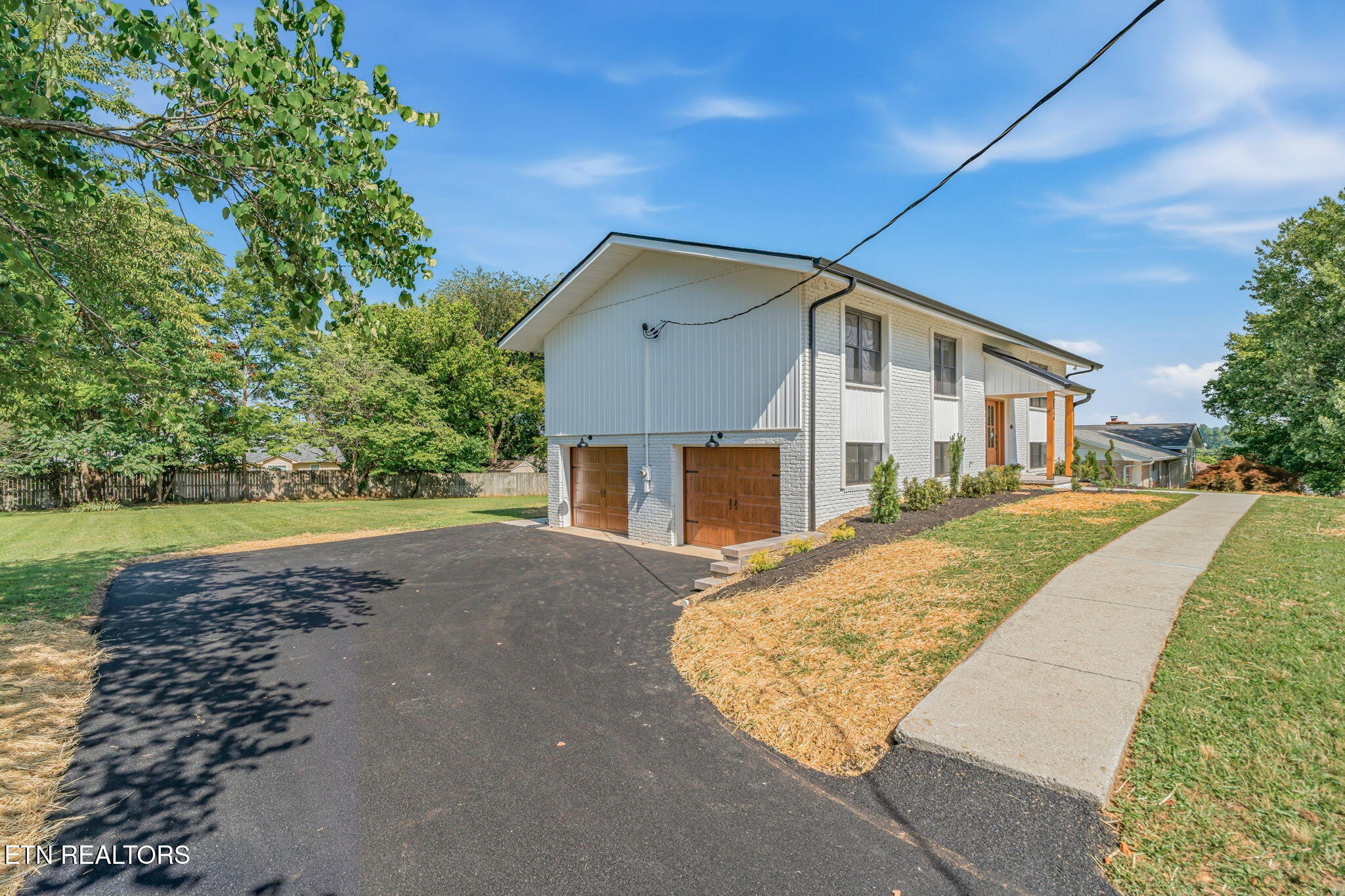 8236 Spruceland Road Powell TN 37849