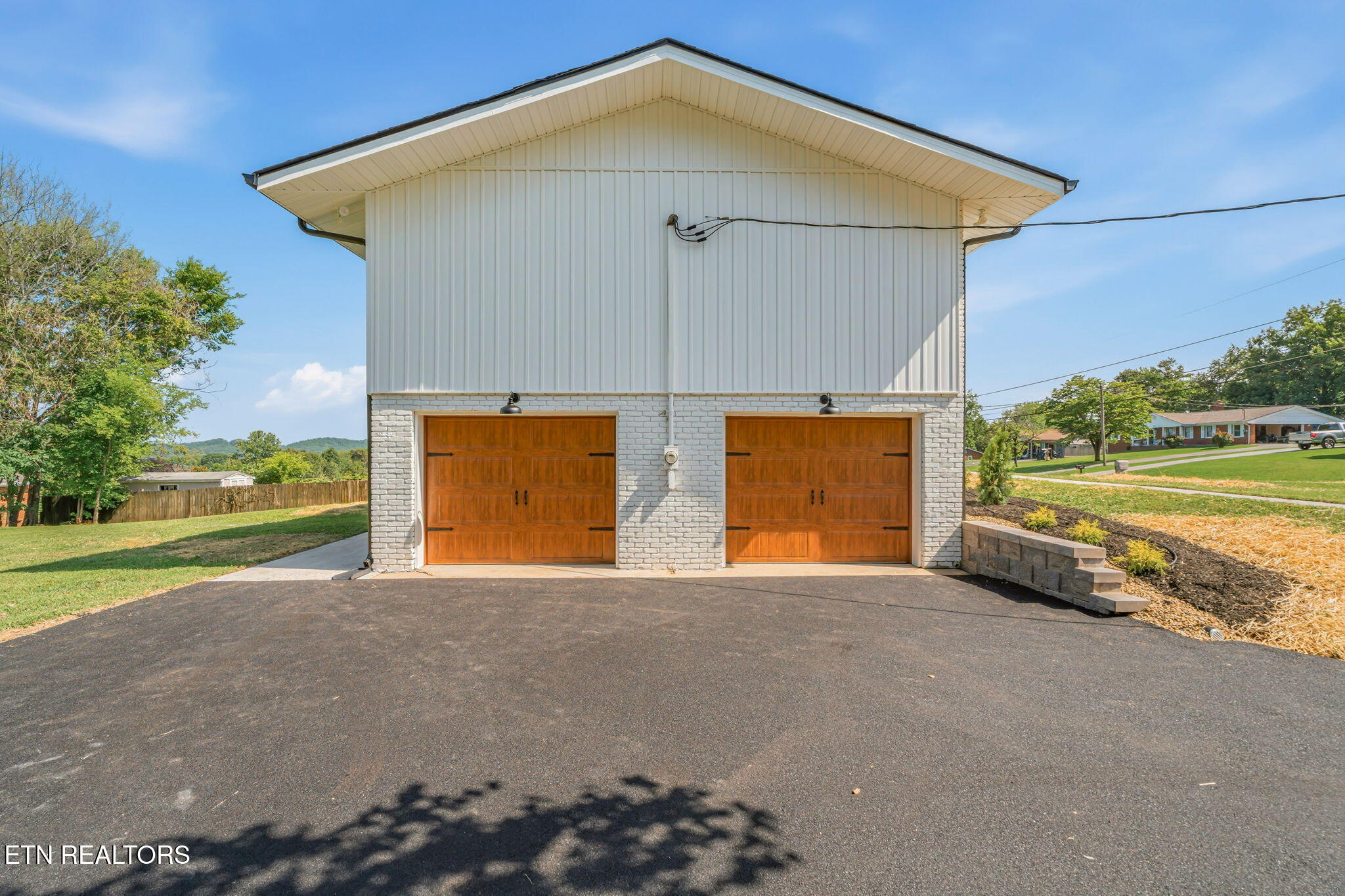 8236 Spruceland Road Powell TN 37849