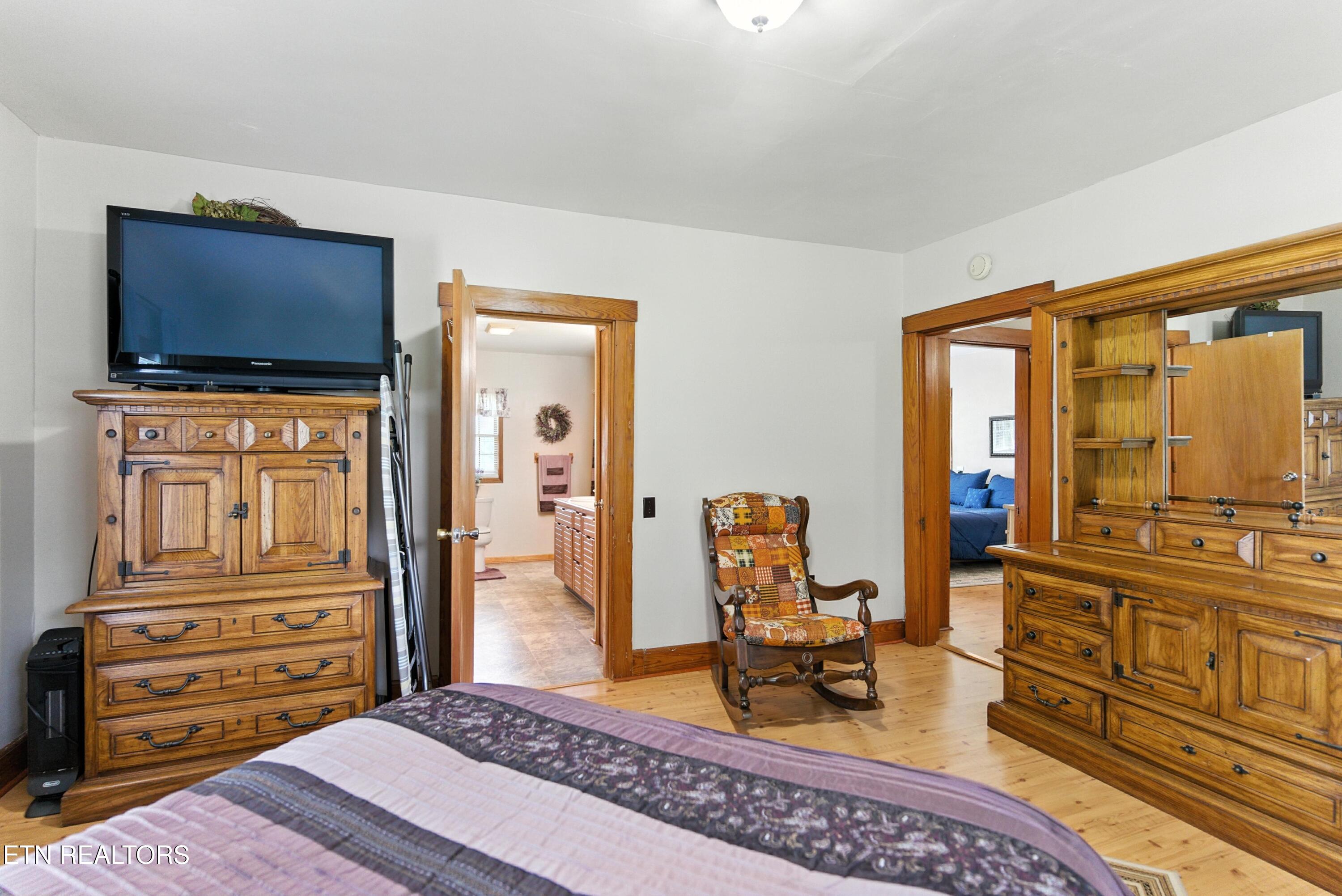 125 Barnes Lane Strawberry Plains TN 37871