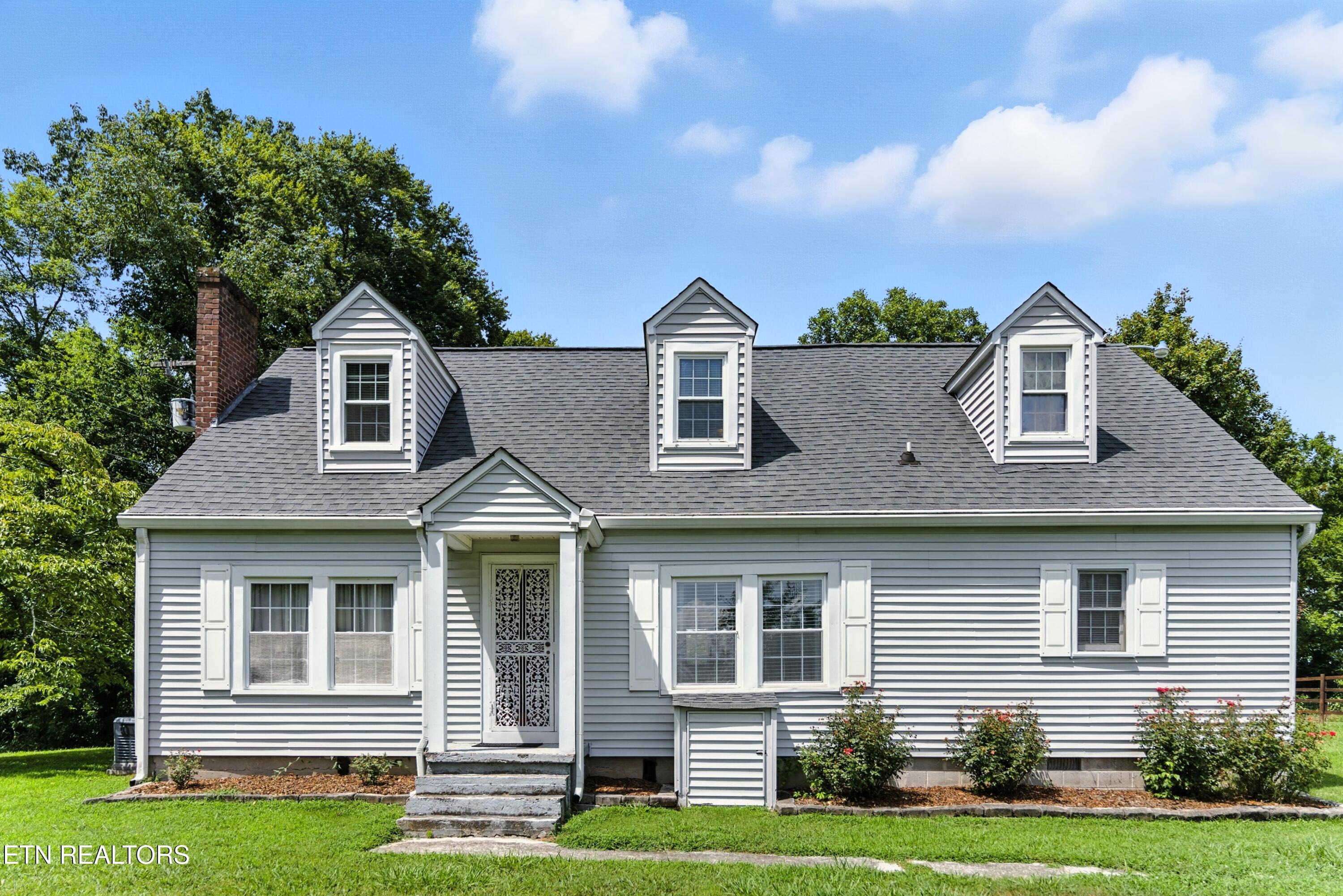 125 Barnes Lane Strawberry Plains TN 37871