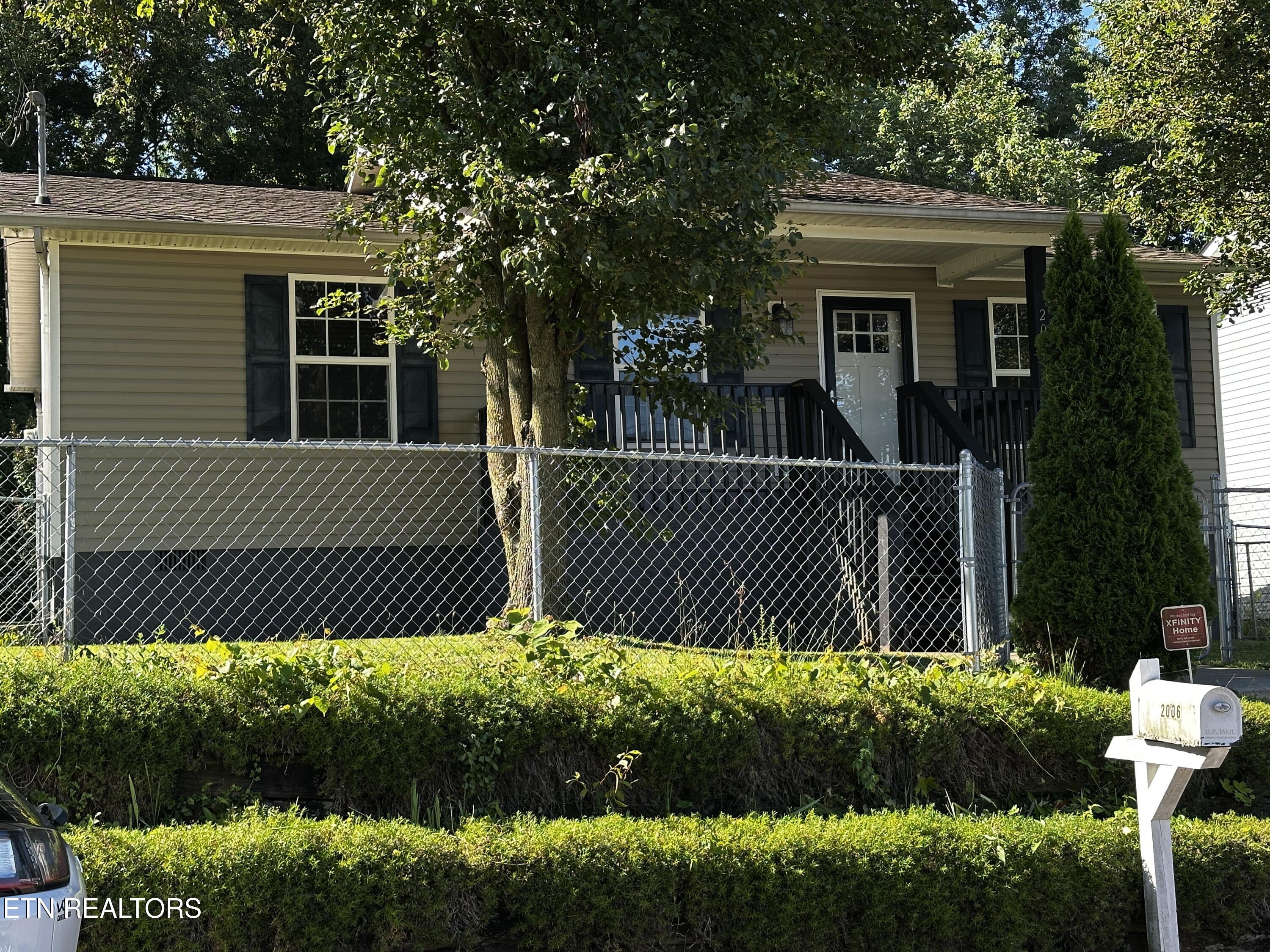 2006 Mccroskey Avenue Knoxville TN 37917