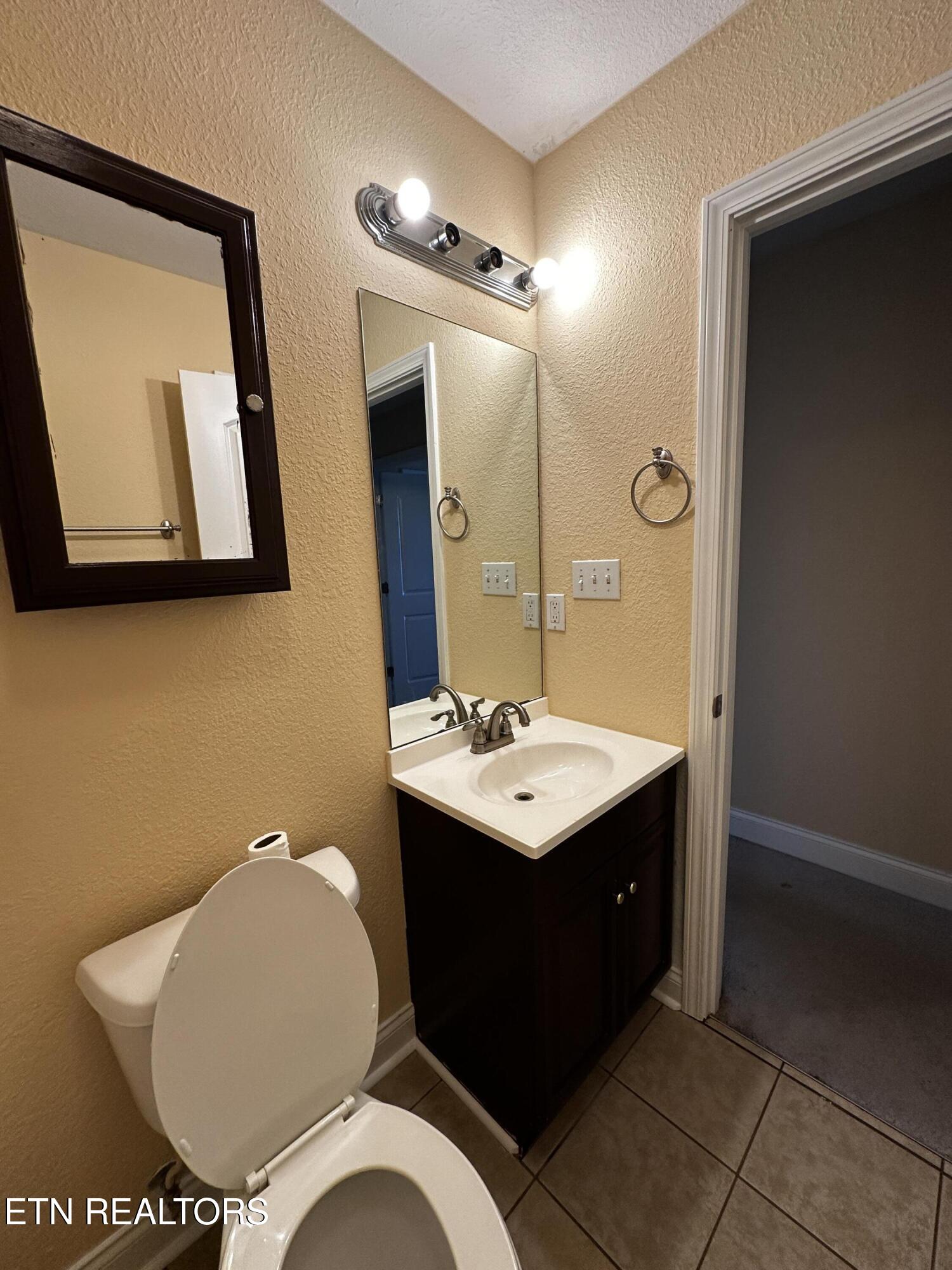2006 Mccroskey Avenue Knoxville TN 37917