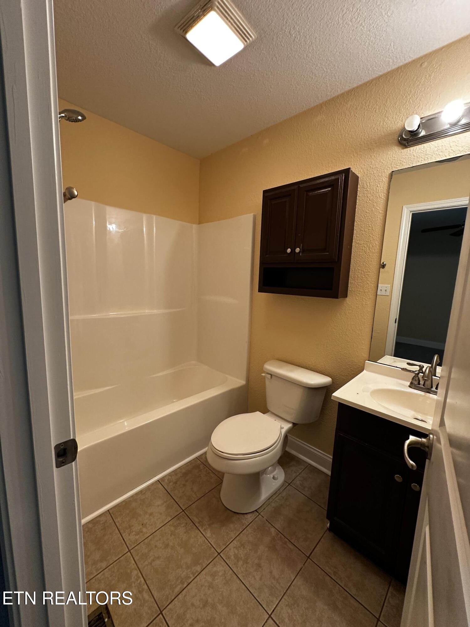 2006 Mccroskey Avenue Knoxville TN 37917