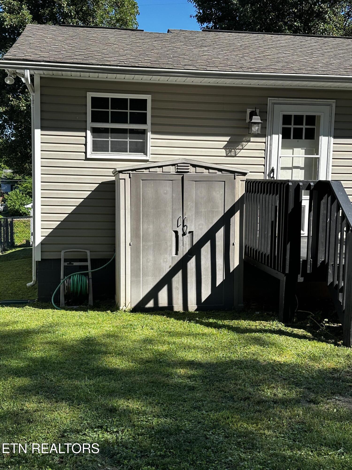 2006 Mccroskey Avenue Knoxville TN 37917