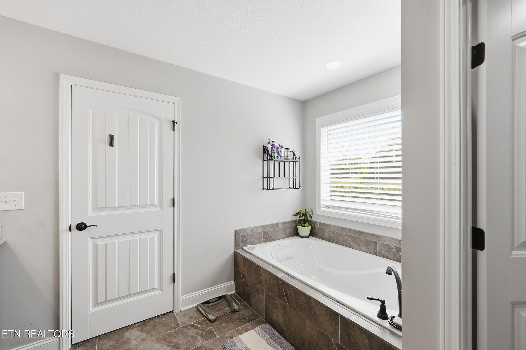 2134 Tributary Drive Sevierville TN 37876