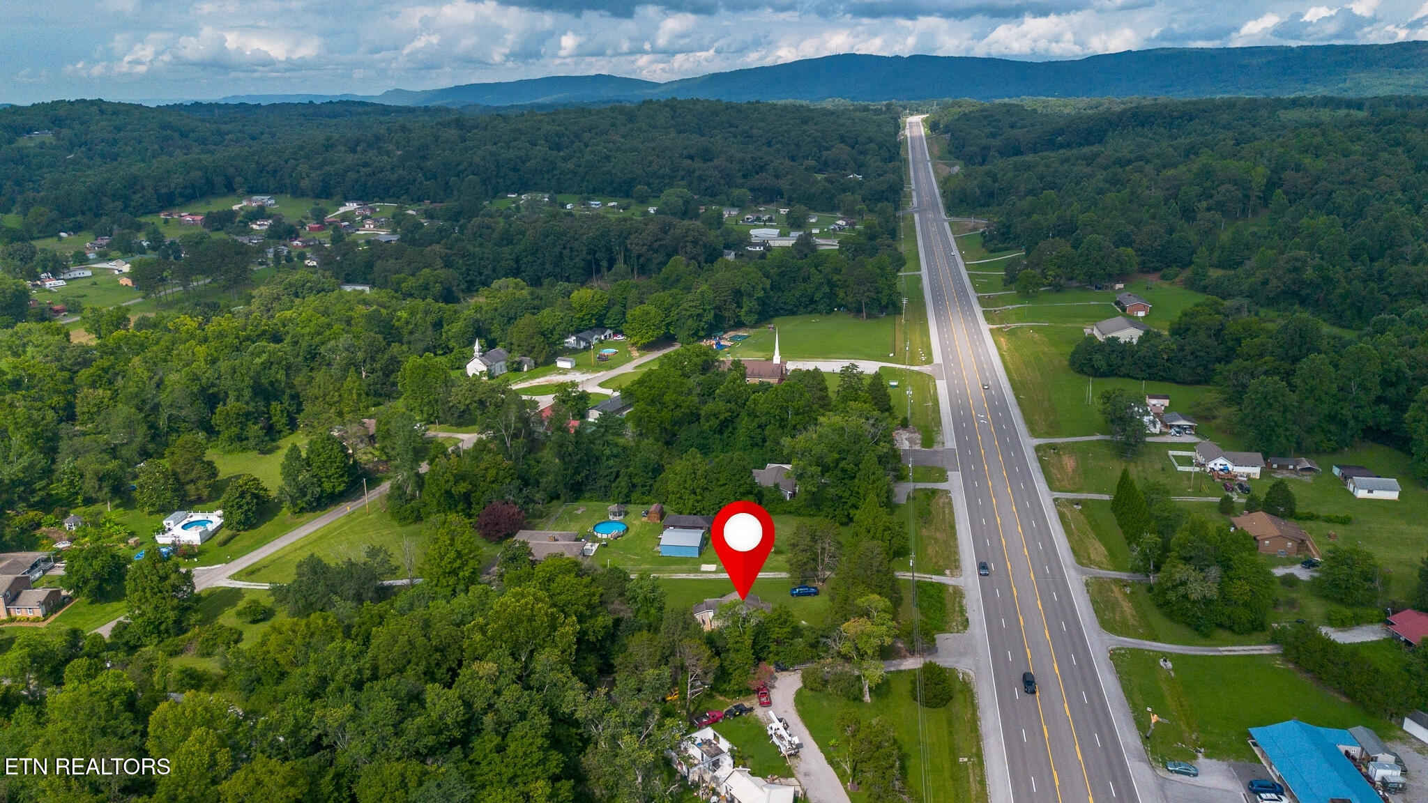 4737 Roane State Highway Rockwood TN 37854