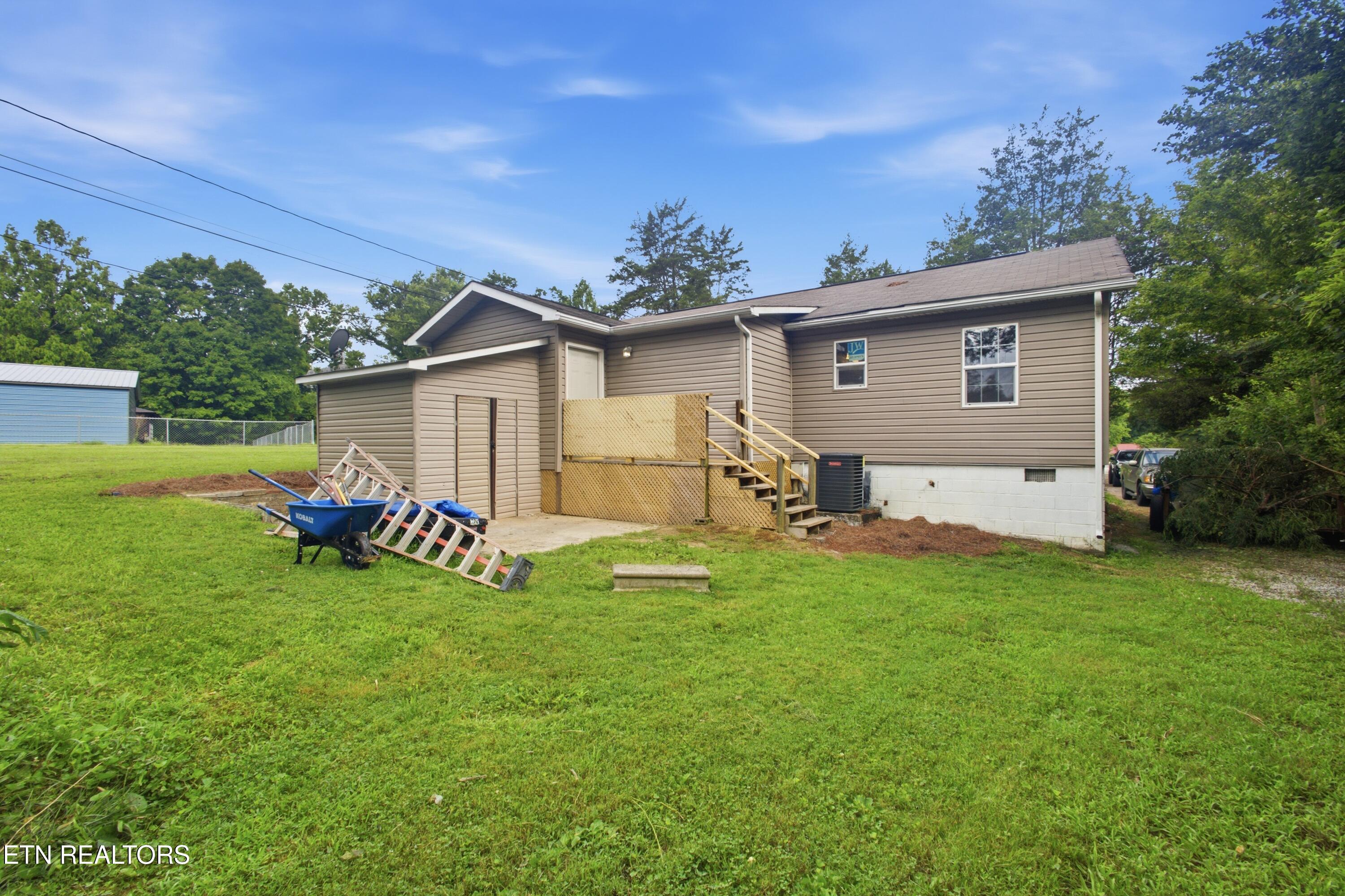 4737 Roane State Highway Rockwood TN 37854