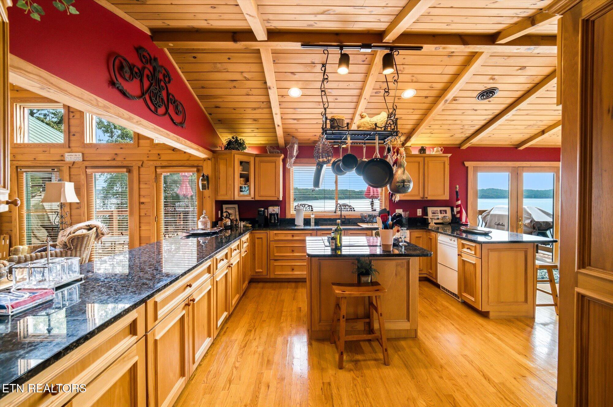 2114 Bridge View Drive Dandridge TN 37725