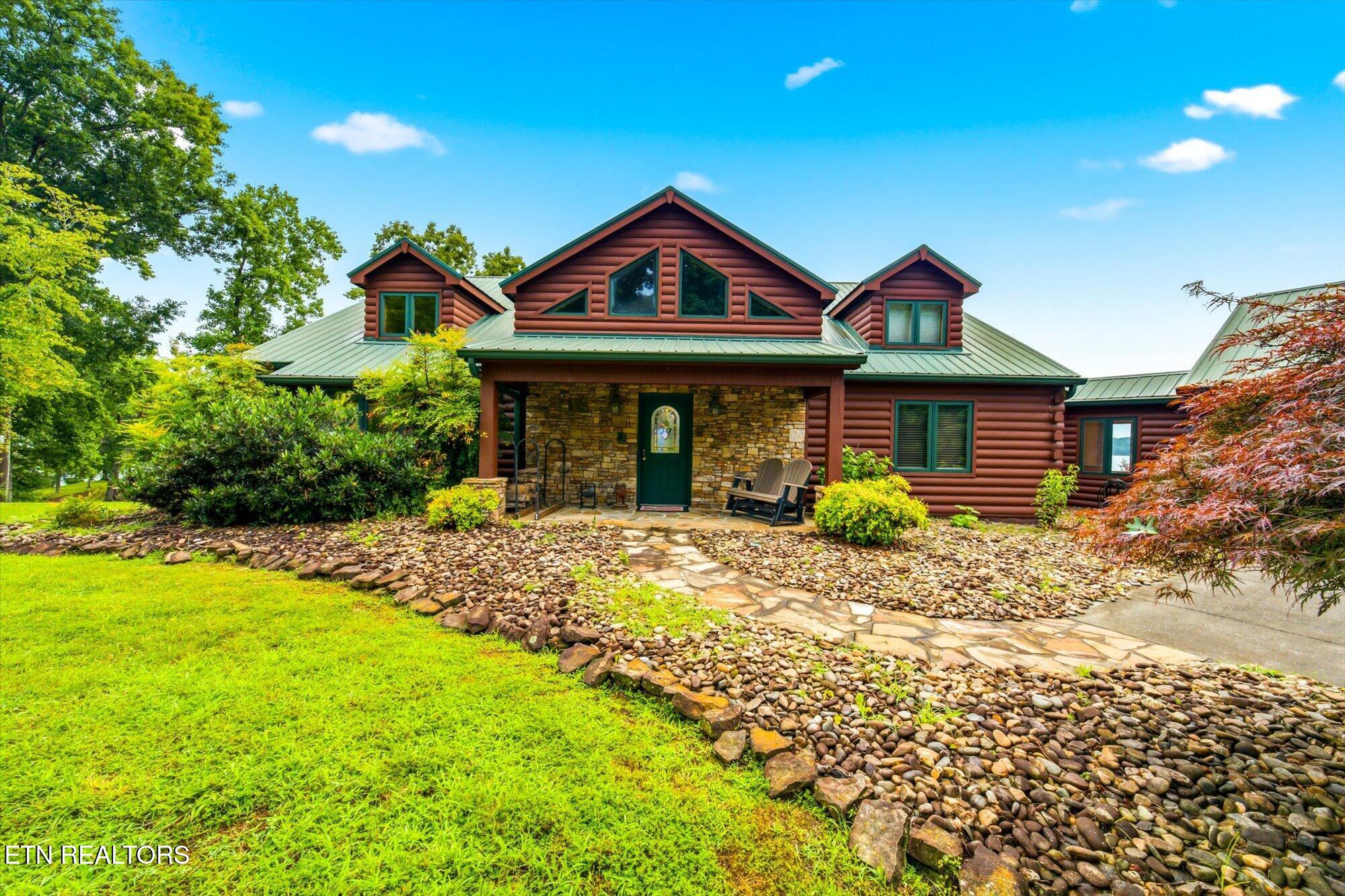 2114 Bridge View Drive Dandridge TN 37725