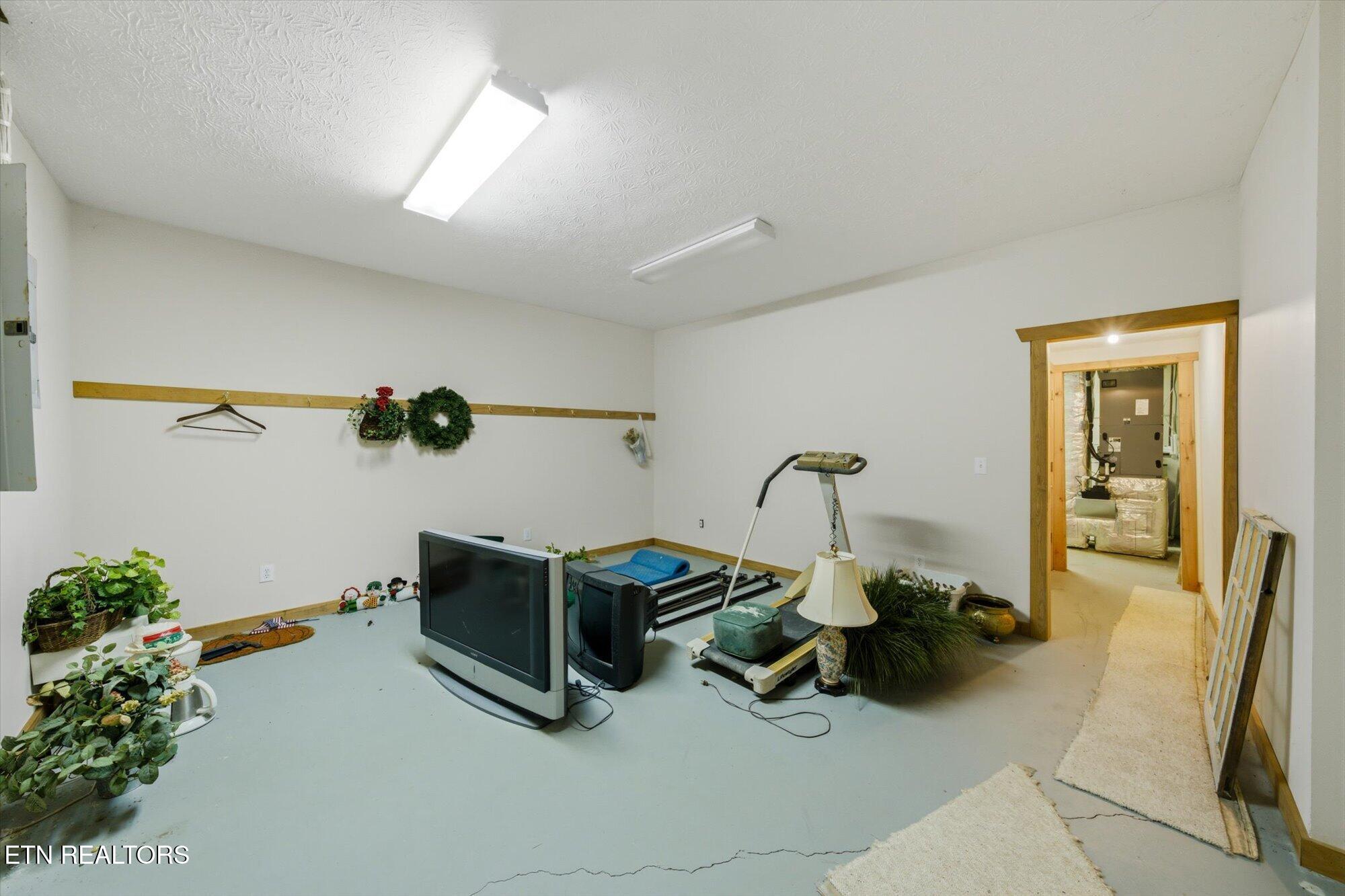 2114 Bridge View Drive Dandridge TN 37725