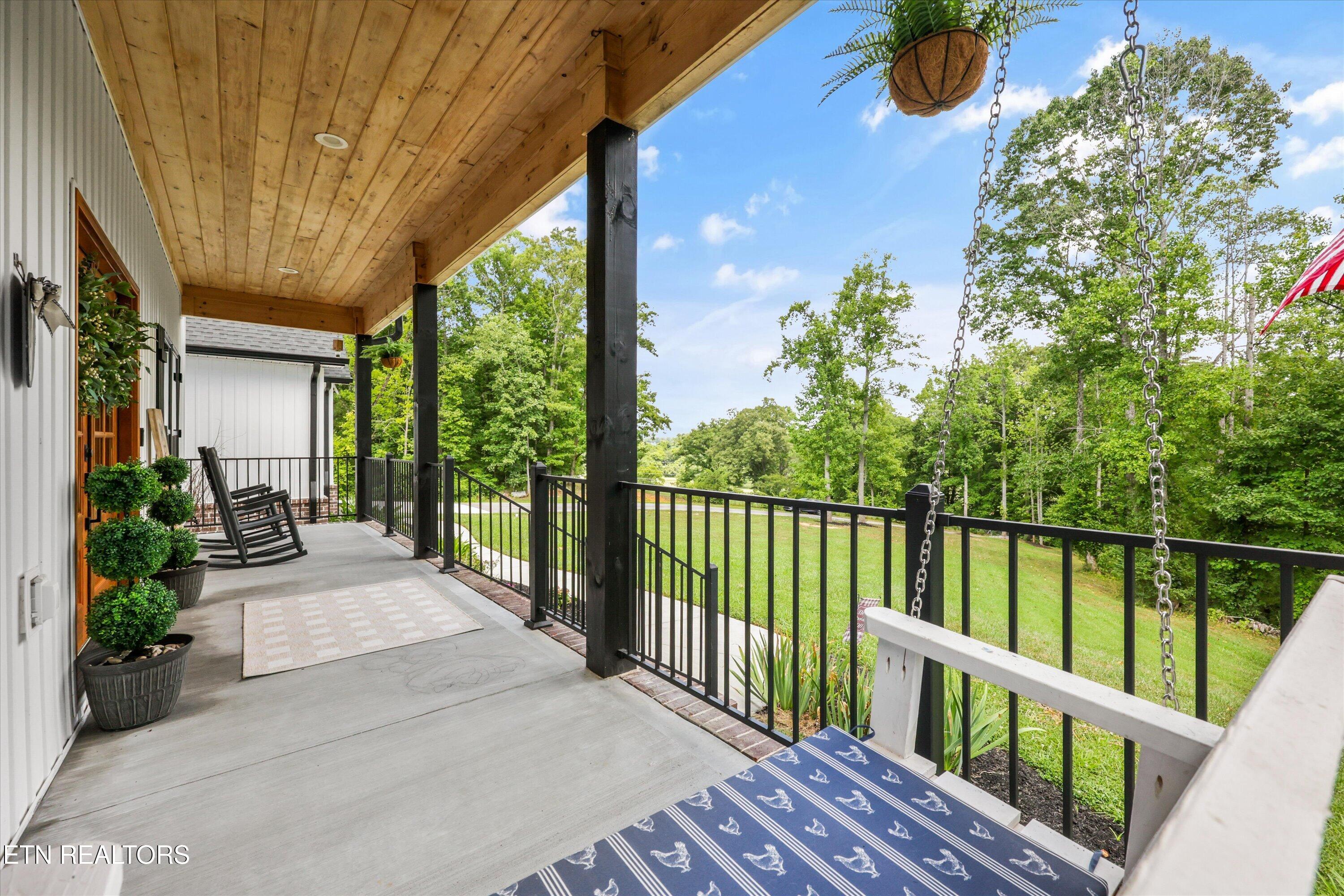 4368 Vinegar Valley Road Friendsville TN 37737