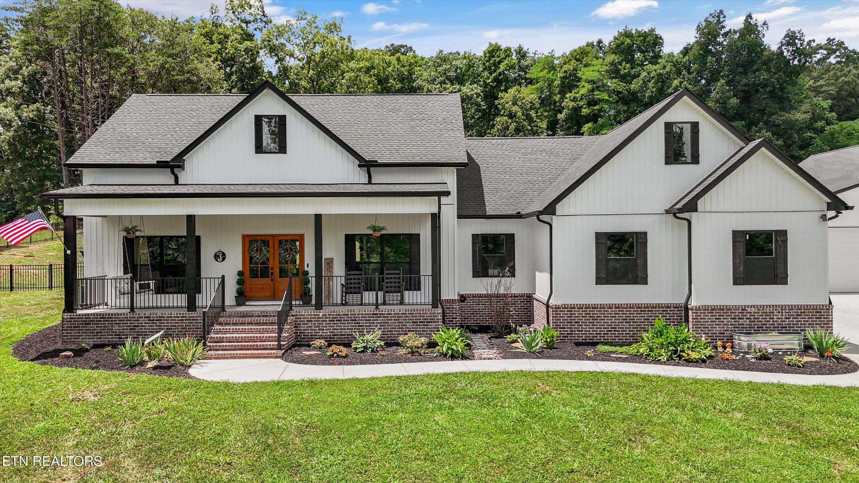 4368 Vinegar Valley Road Friendsville TN 37737