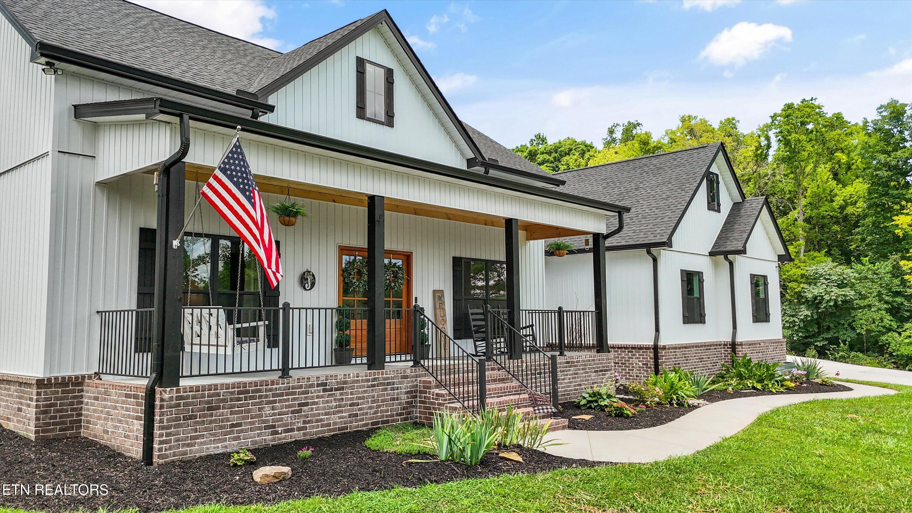 4368 Vinegar Valley Road Friendsville TN 37737